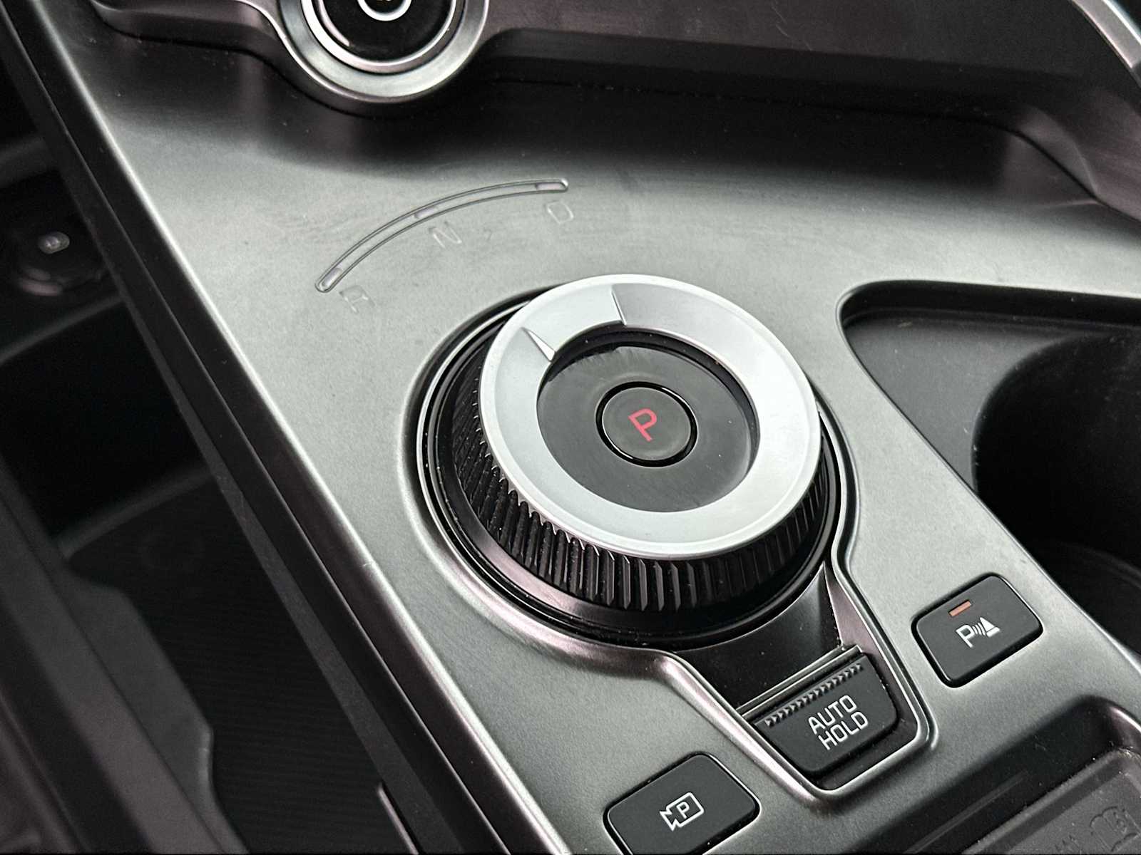 Thumbnail: 2022 Kia EV6 - 23