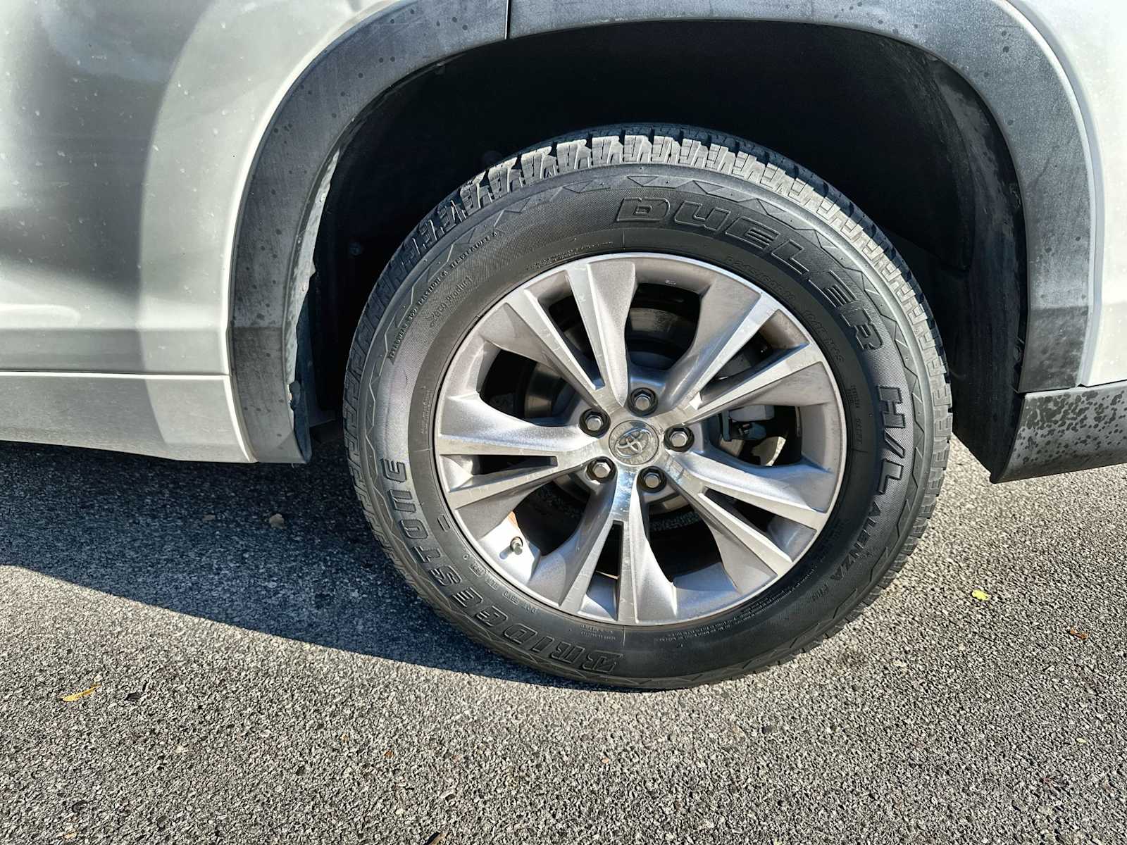 Thumbnail: 2015 Toyota Highlander - 12