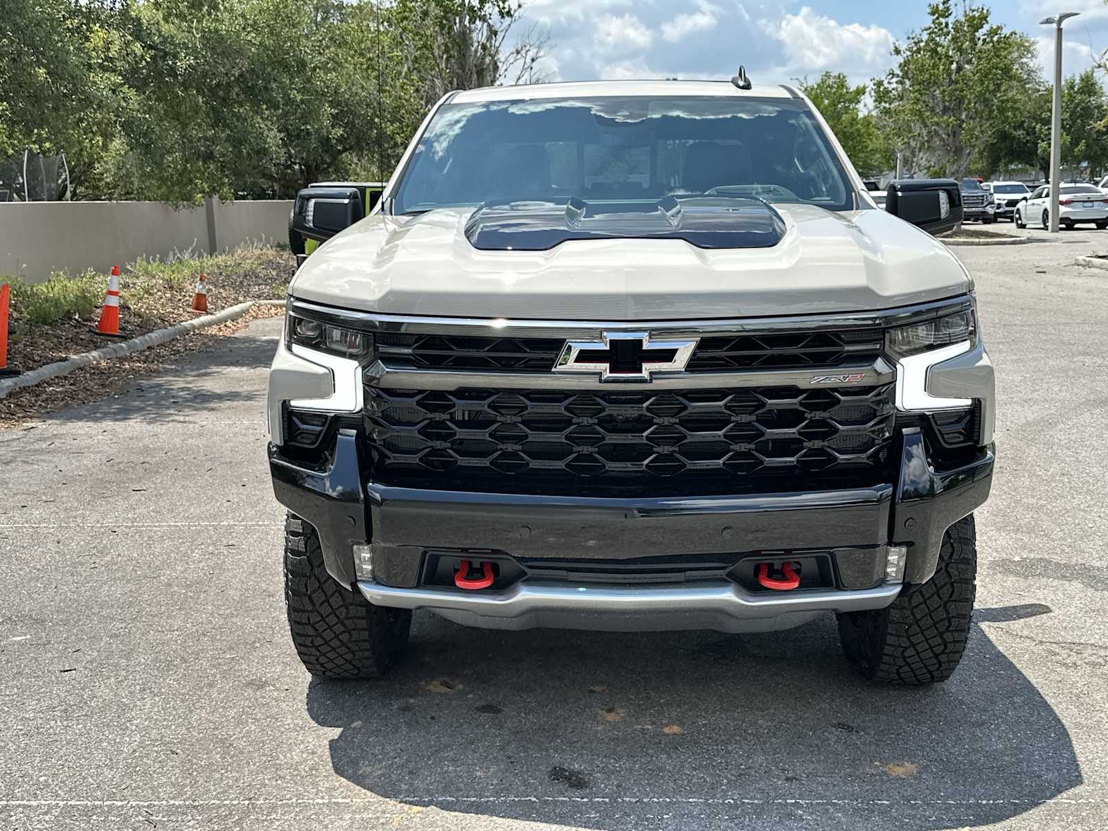 Thumbnail: 2026 Chevrolet Silverado 1500 - 9