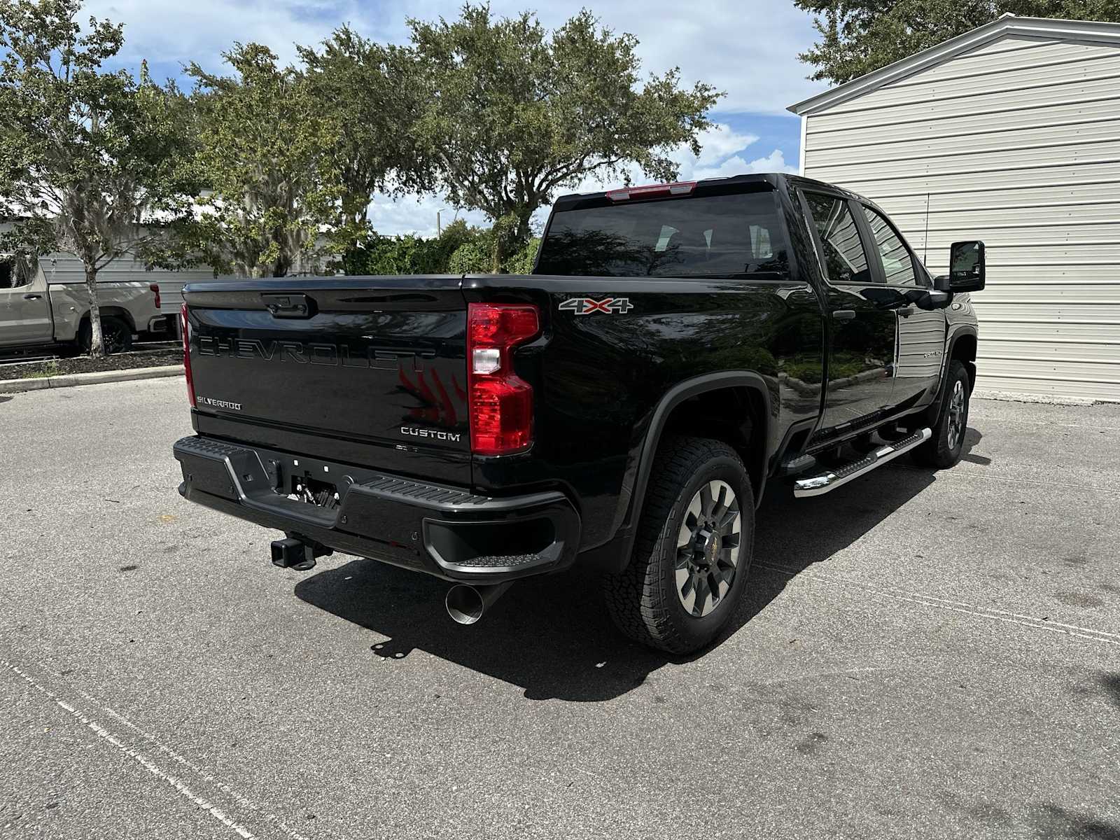 Thumbnail: 2025 Chevrolet Silverado 2500 - 6