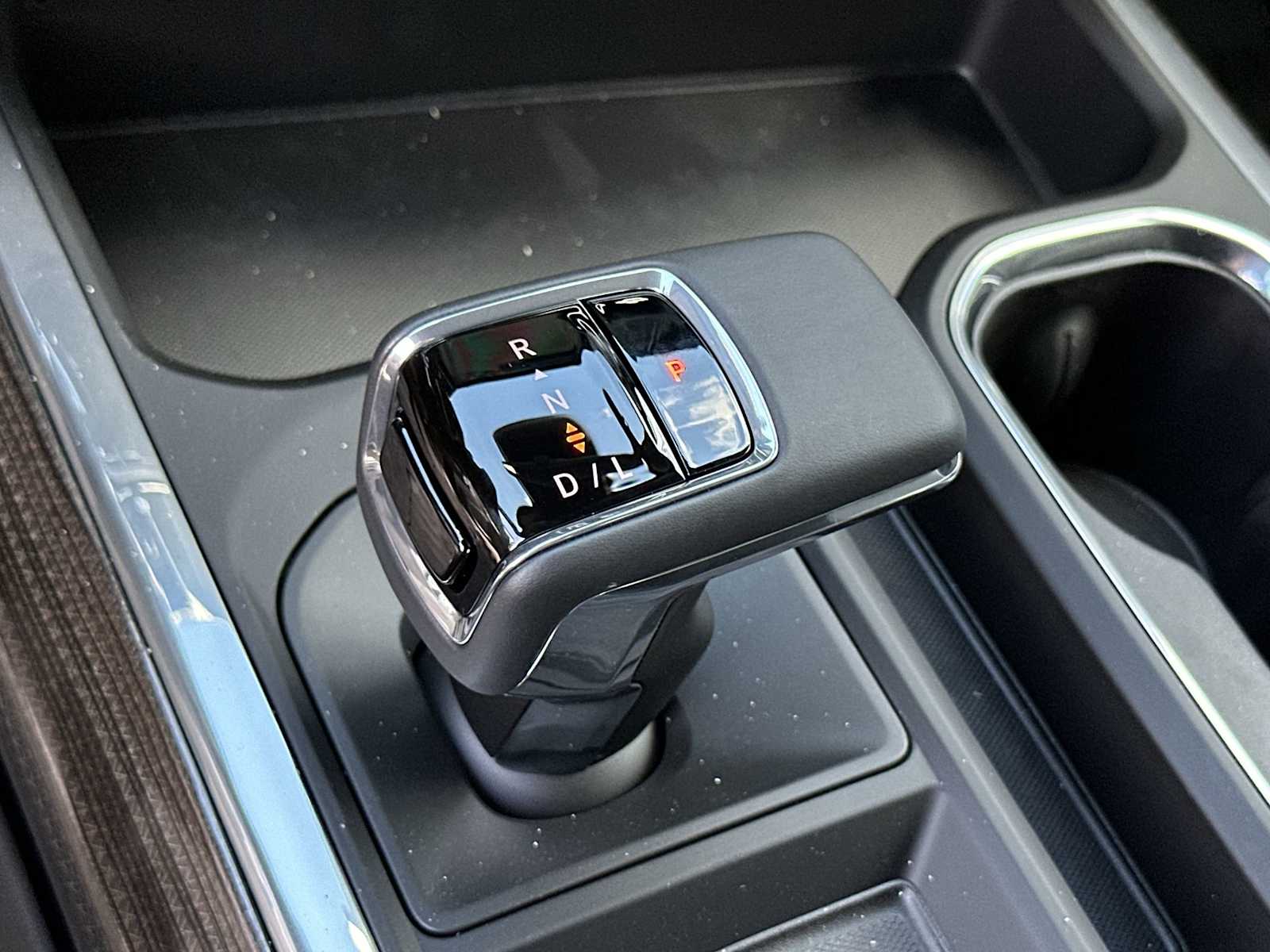 Thumbnail: 2026 Chevrolet Silverado 1500 - 23