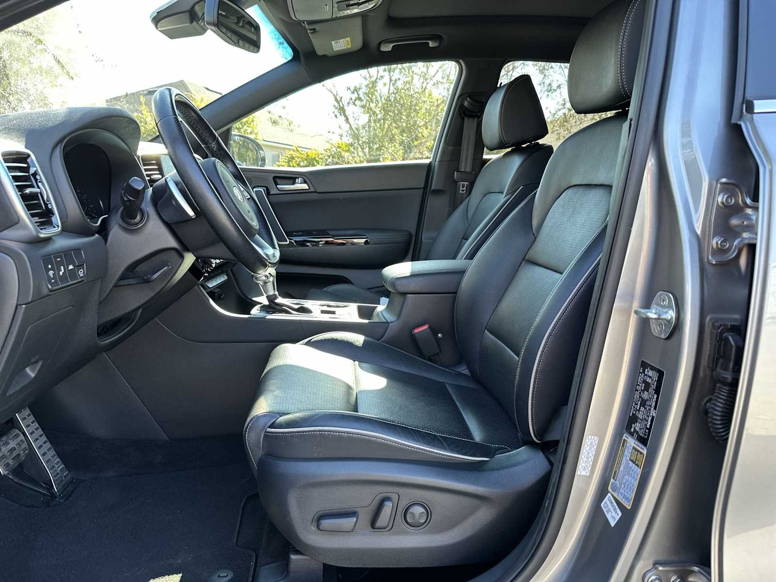 Thumbnail: 2022 Kia Sportage - 2