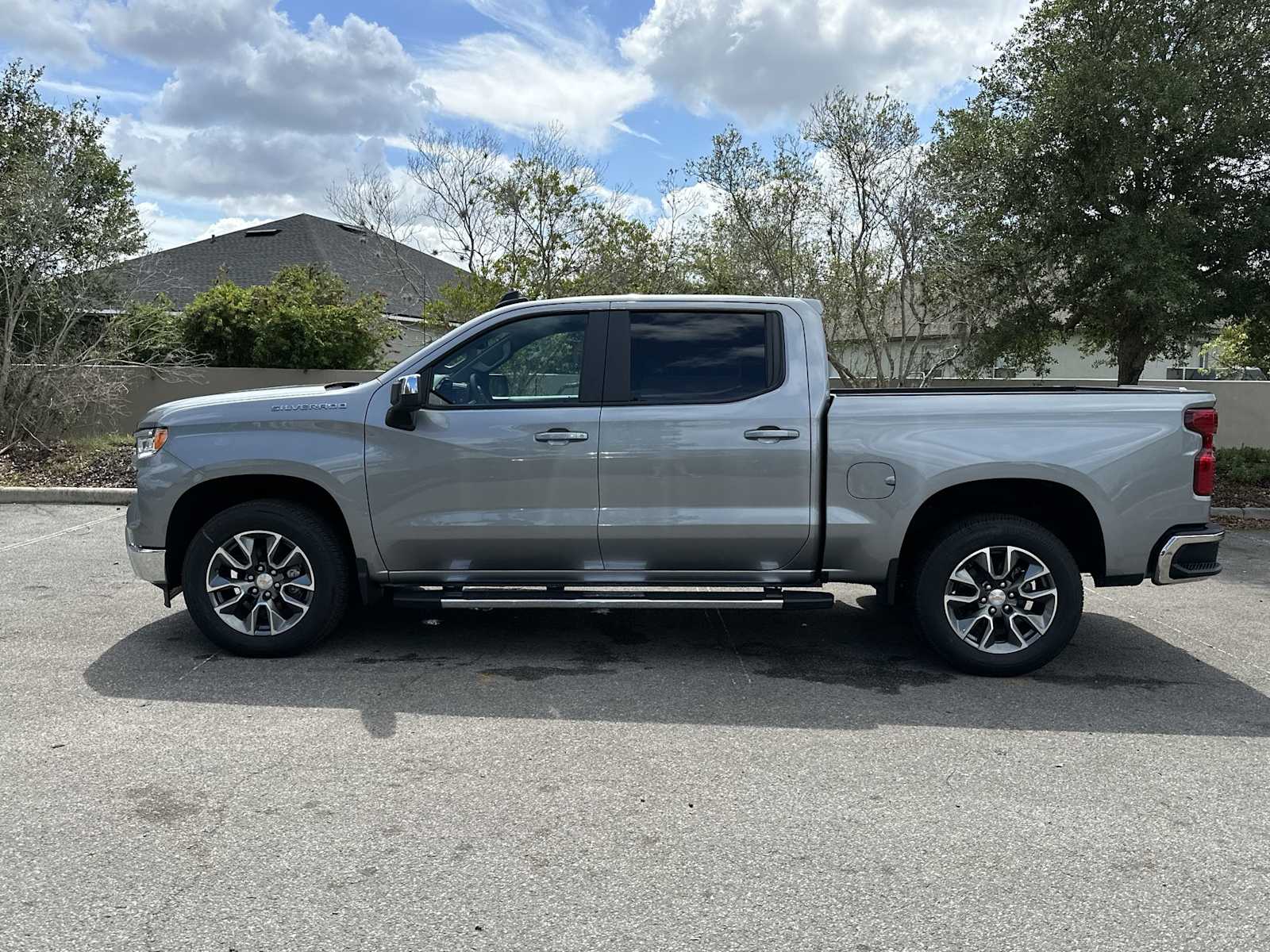 Thumbnail: 2026 Chevrolet Silverado 1500 - 3