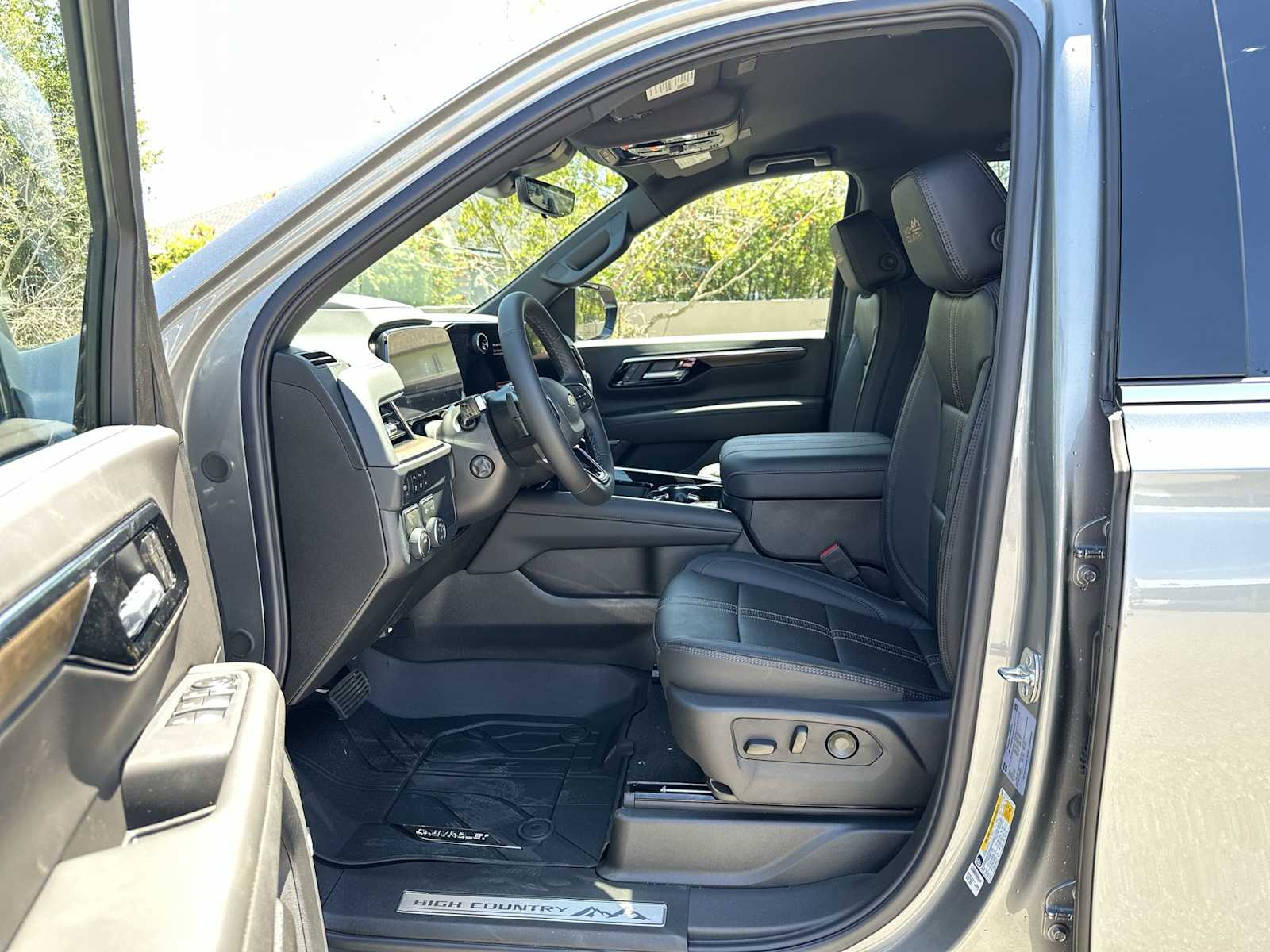 Thumbnail: 2026 Chevrolet Tahoe - 2