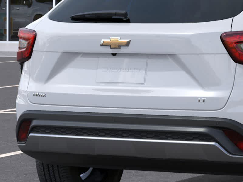 Thumbnail: 2026 Chevrolet Trax - 14