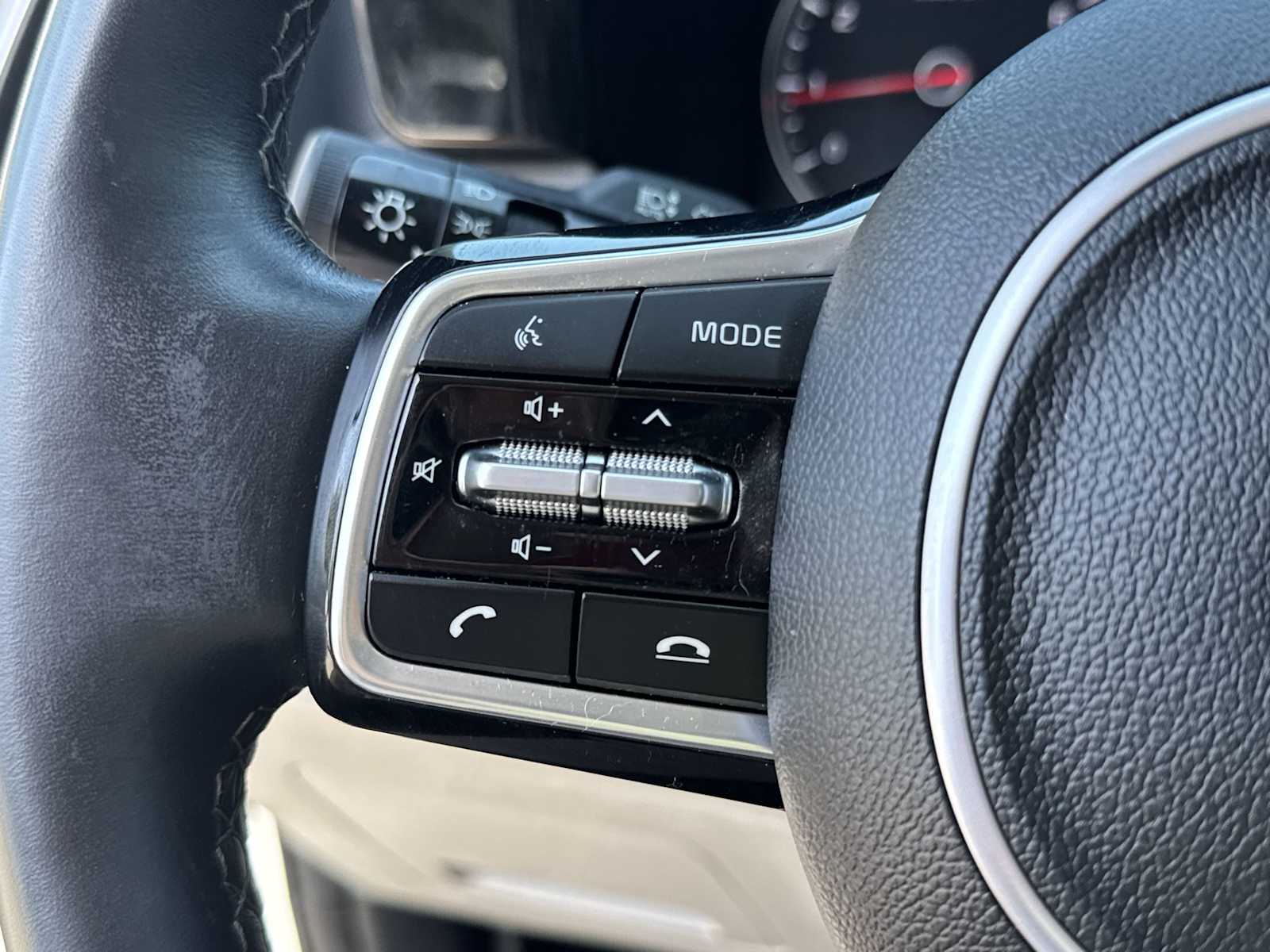 2023 Kia Sorento EX 28