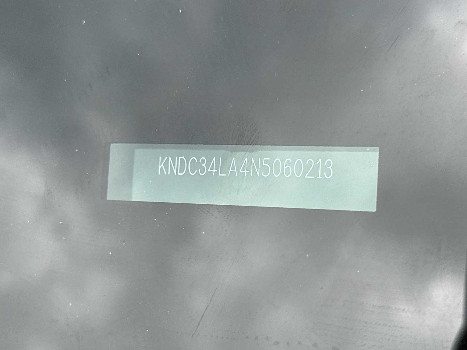 Thumbnail: 2022 Kia EV6 - 27