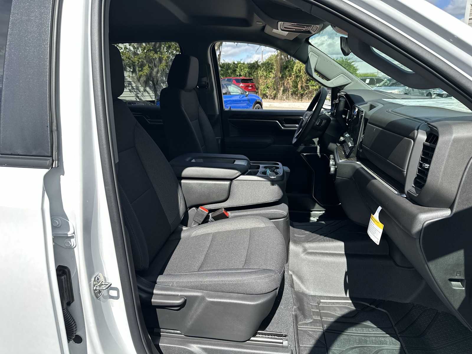 Thumbnail: 2026 Chevrolet Silverado 1500 - 19