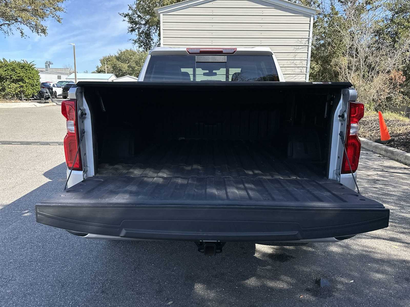 Thumbnail: 2021 Chevrolet Silverado 1500 - 25