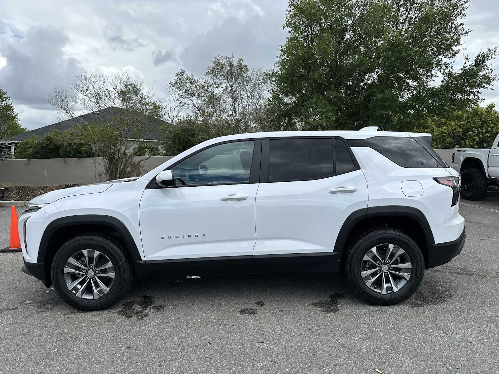 Thumbnail: 2026 Chevrolet Equinox - 3
