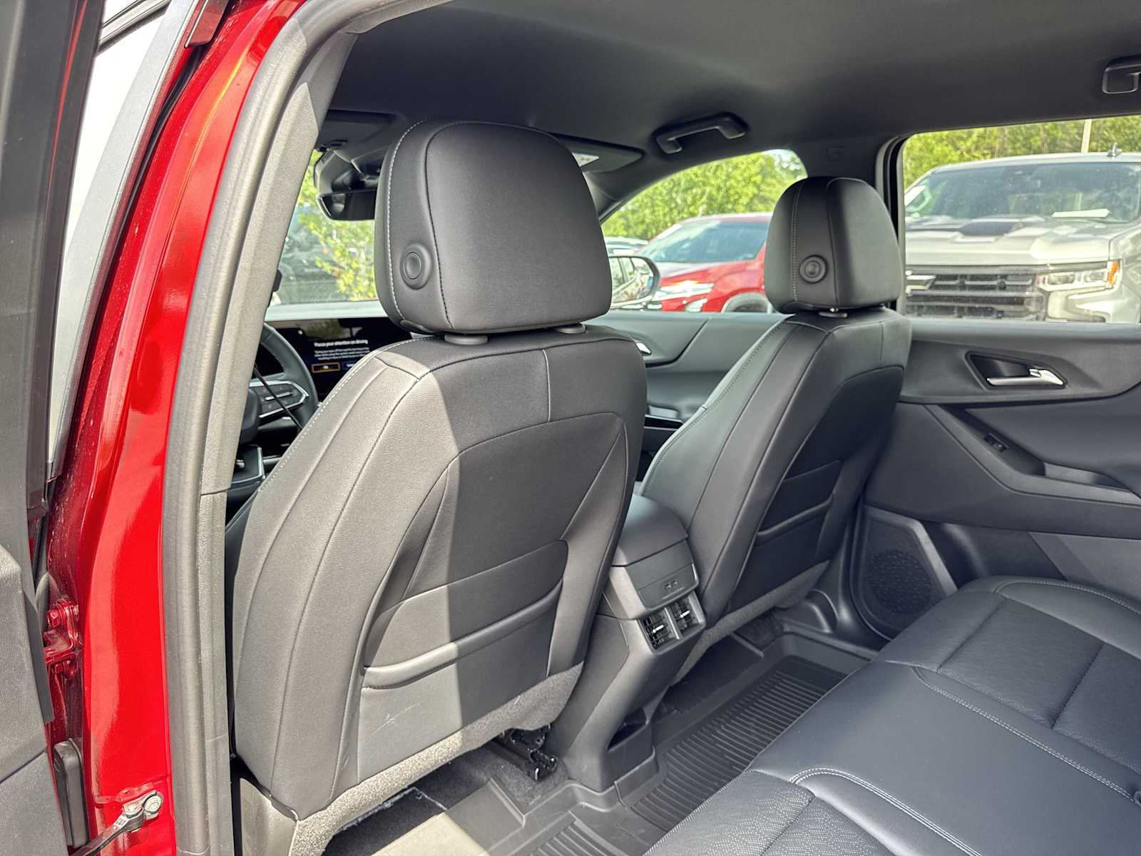 Thumbnail: 2026 Chevrolet Equinox - 16