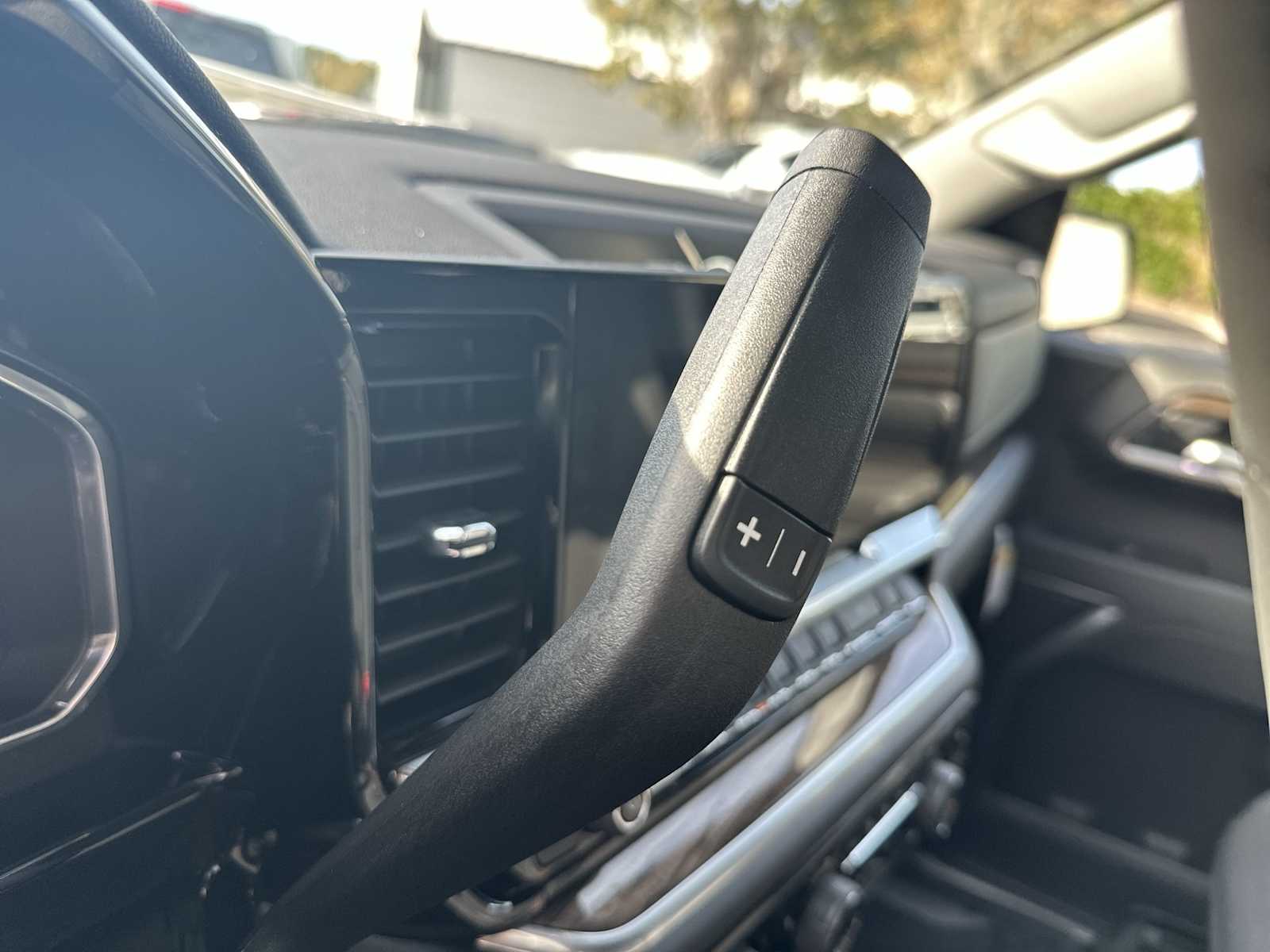 Thumbnail: 2026 Chevrolet Silverado 1500 - 23