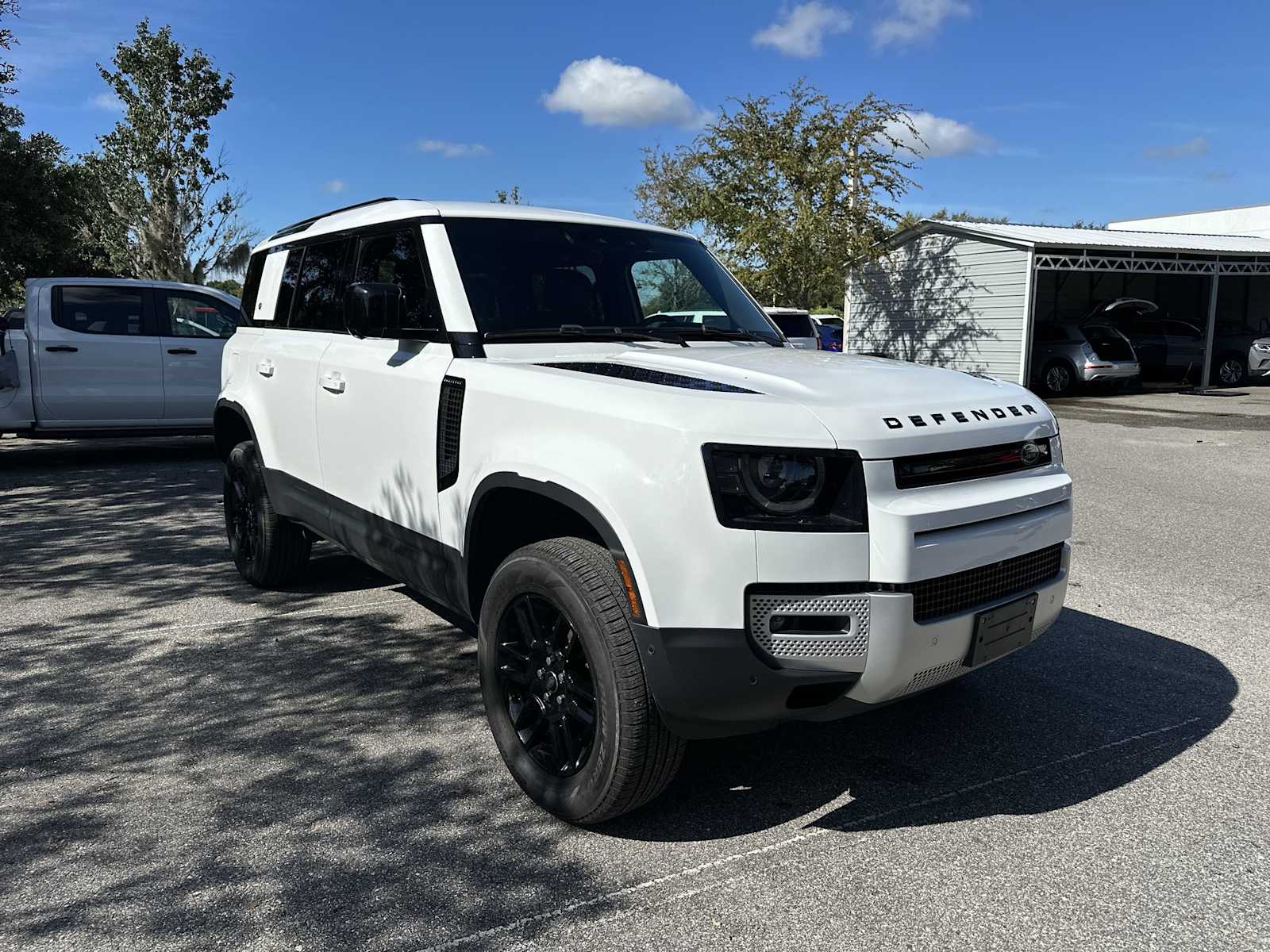 Thumbnail: 2024 Land Rover Defender - 8