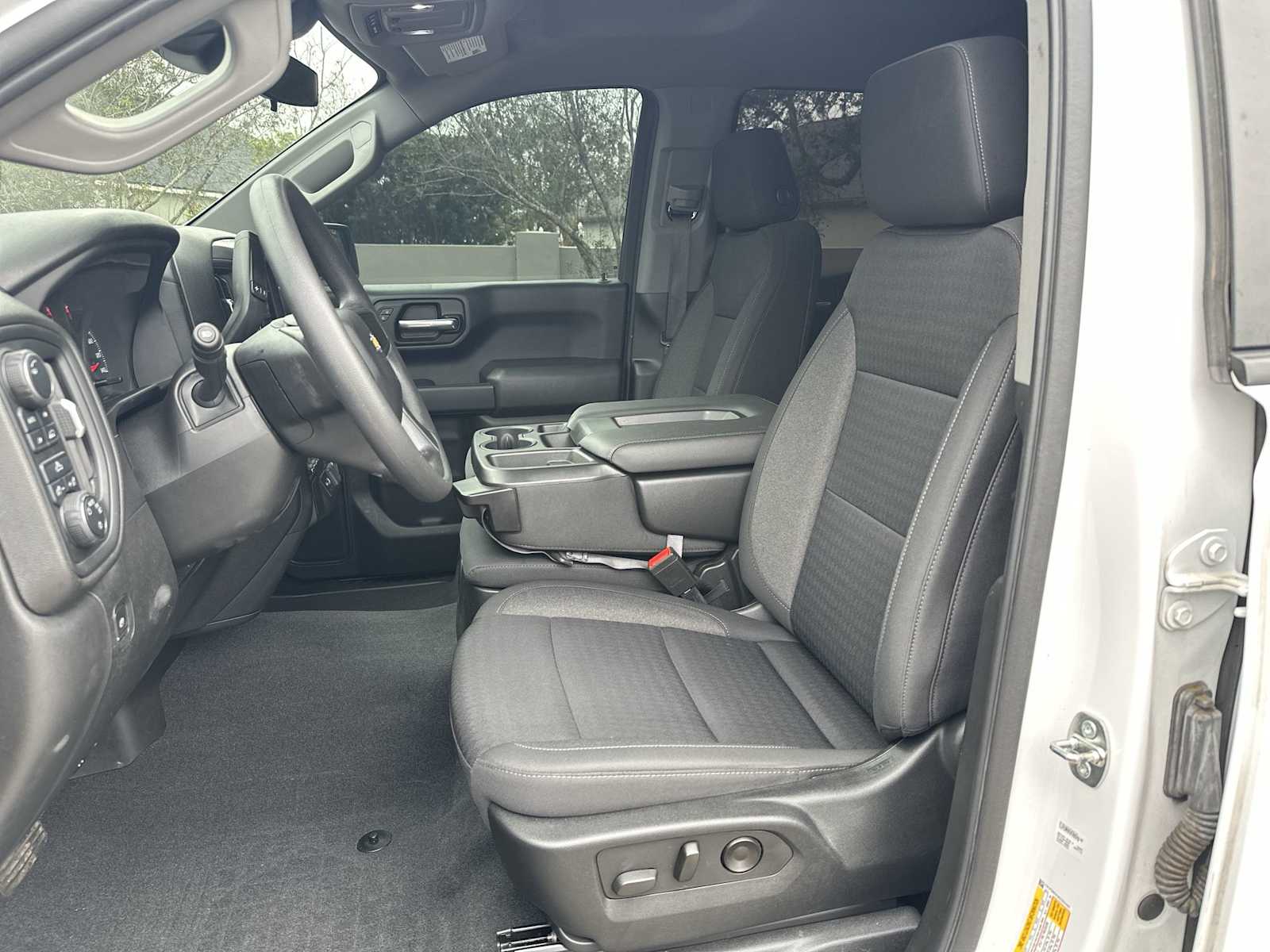 Thumbnail: 2022 Chevrolet Silverado 1500 - 15