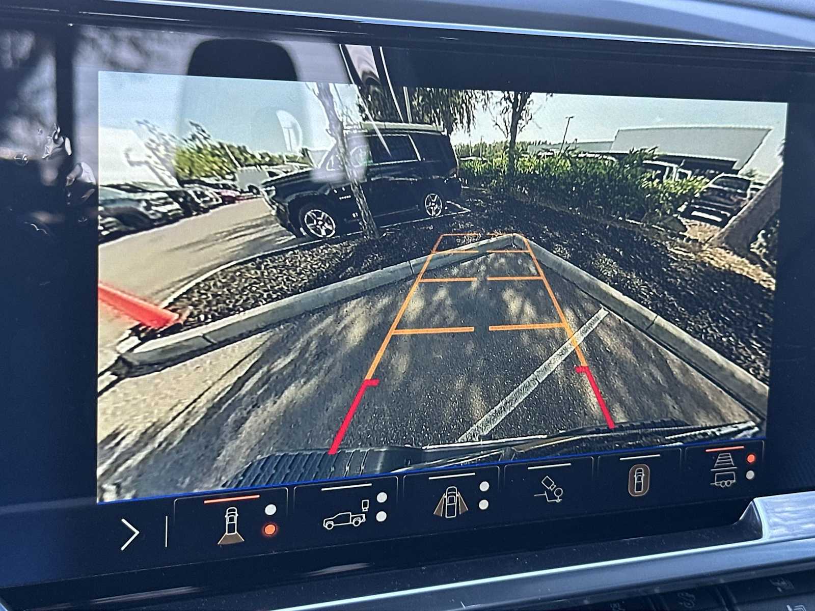 Thumbnail: 2026 Chevrolet Silverado 1500 - 22