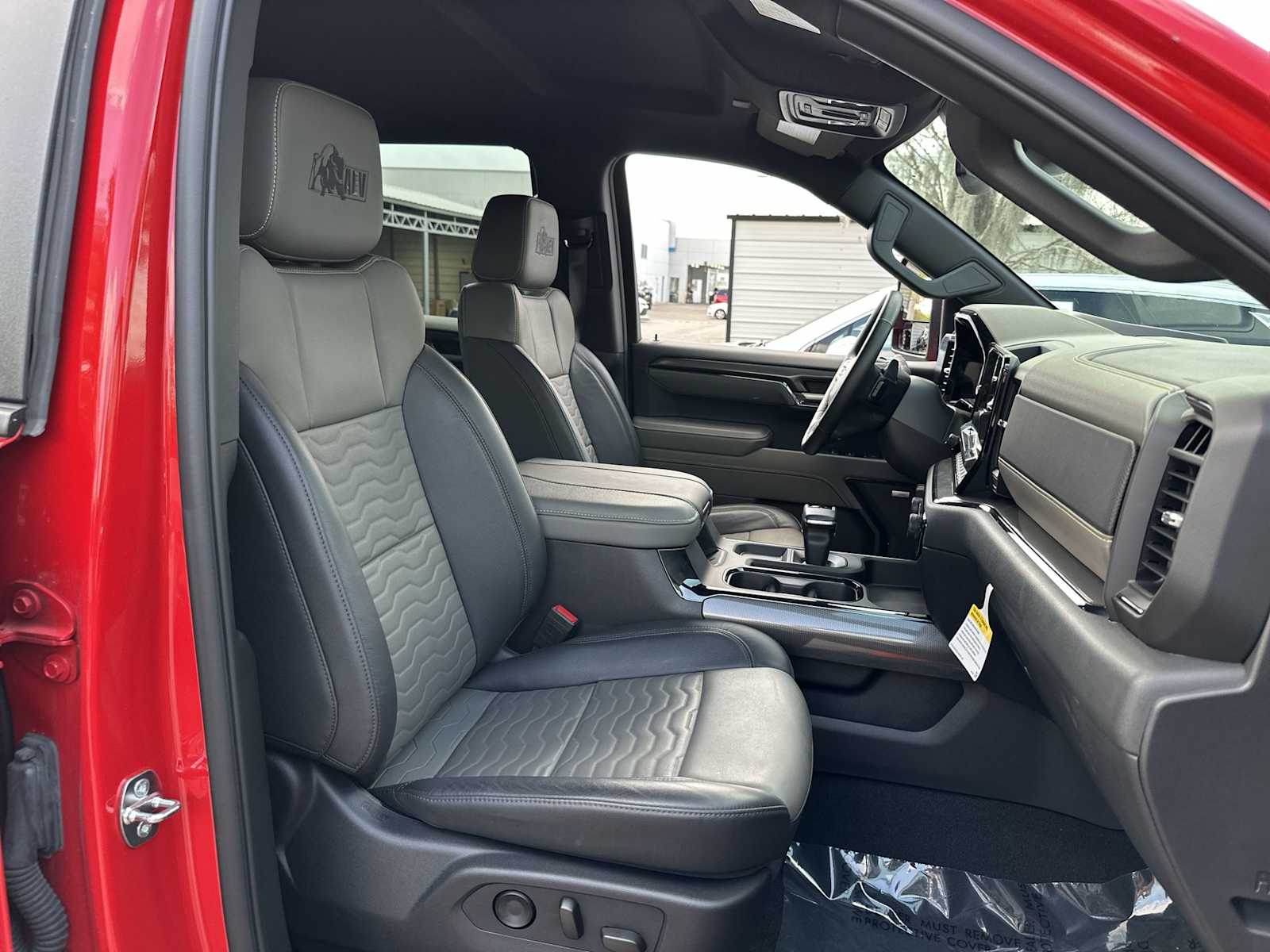 Thumbnail: 2024 Chevrolet Silverado 1500 - 19