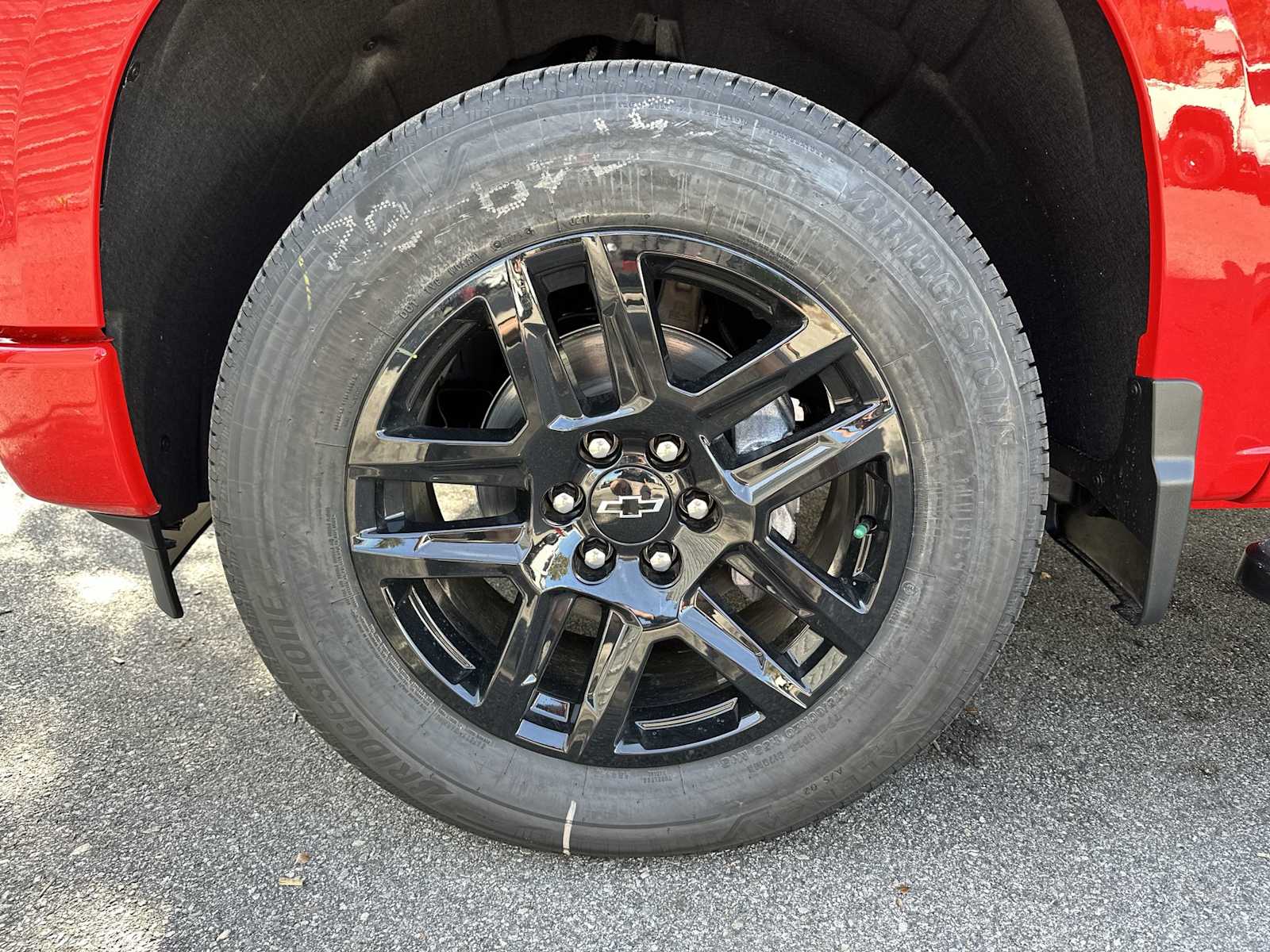 Thumbnail: 2026 Chevrolet Silverado 1500 - 12