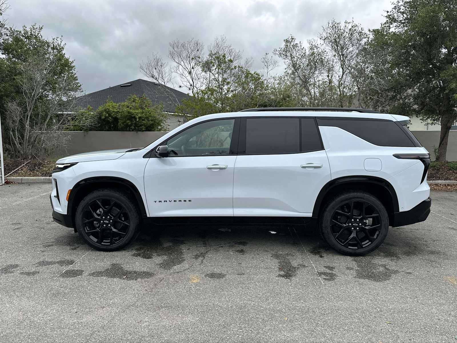 Thumbnail: 2026 Chevrolet Traverse - 4