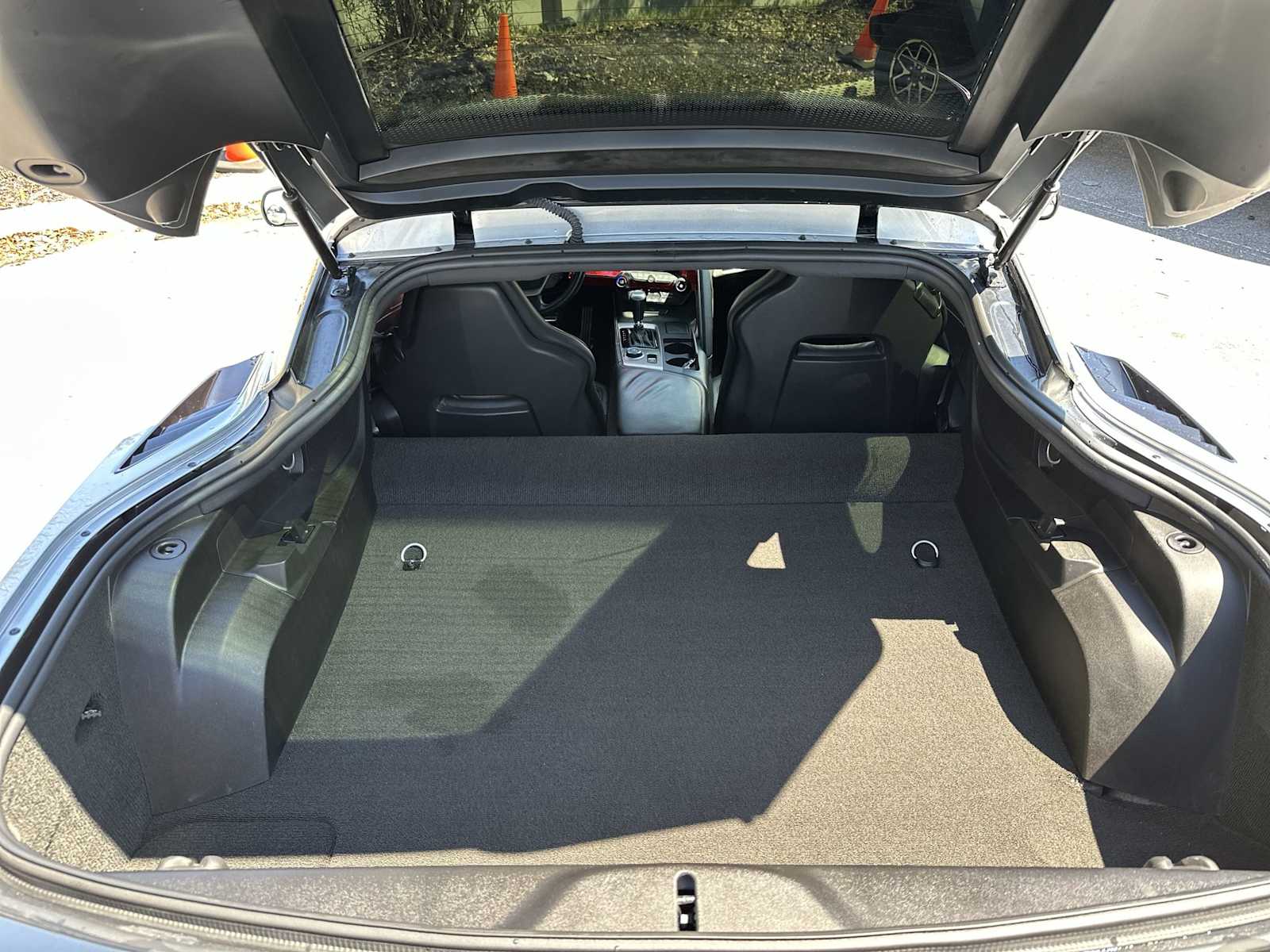 Thumbnail: 2014 Chevrolet Corvette - 25