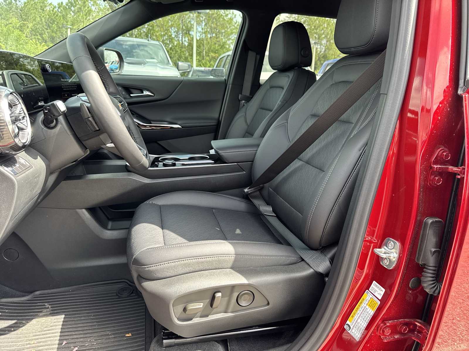 Thumbnail: 2026 Chevrolet Equinox - 15