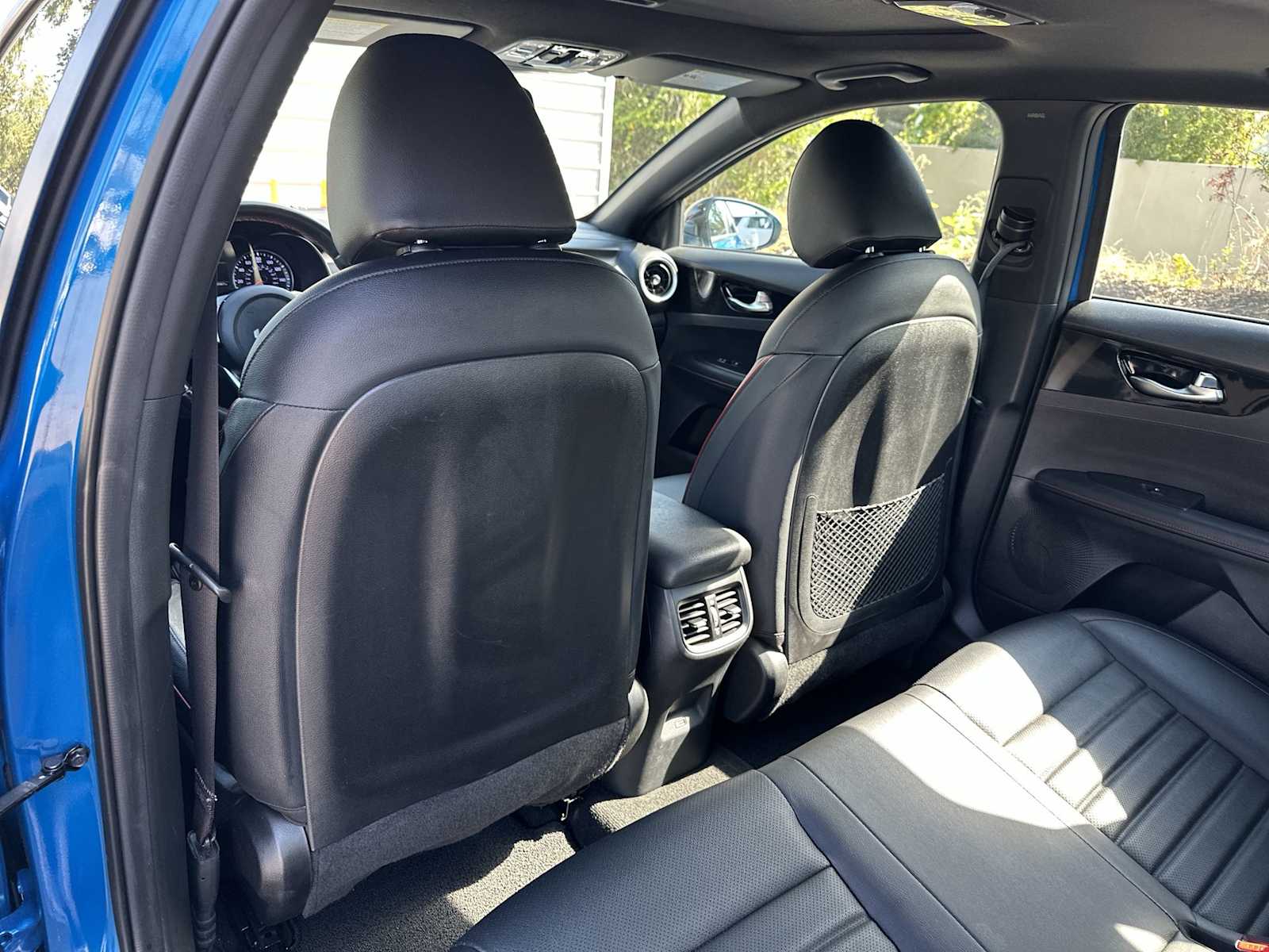 Thumbnail: 2023 Kia Forte - 16