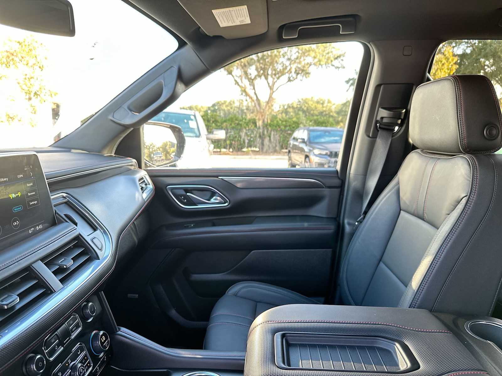 Thumbnail: 2021 Chevrolet Tahoe - 12