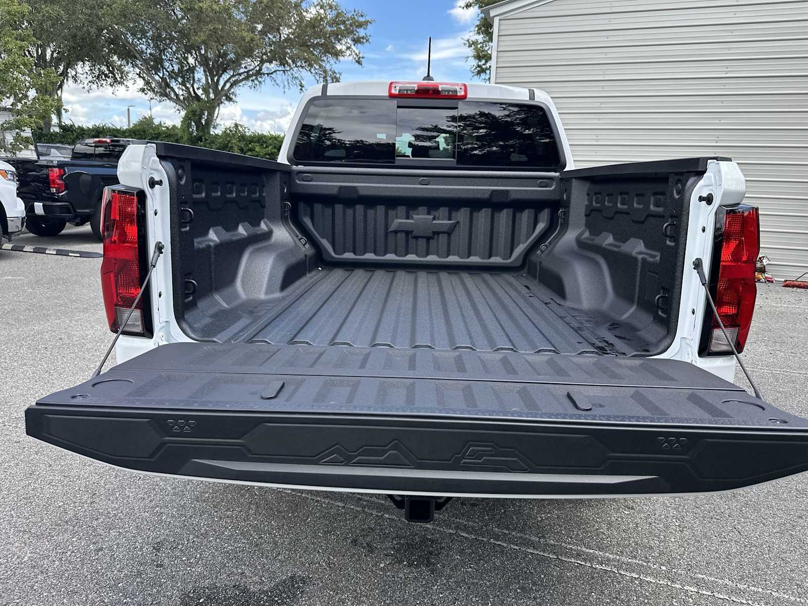 Thumbnail: 2026 Chevrolet Colorado - 25