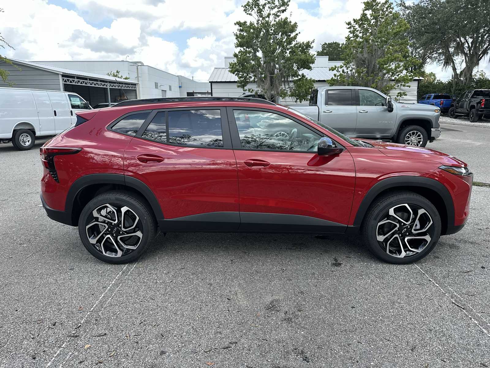 Thumbnail: 2026 Chevrolet Trax - 7