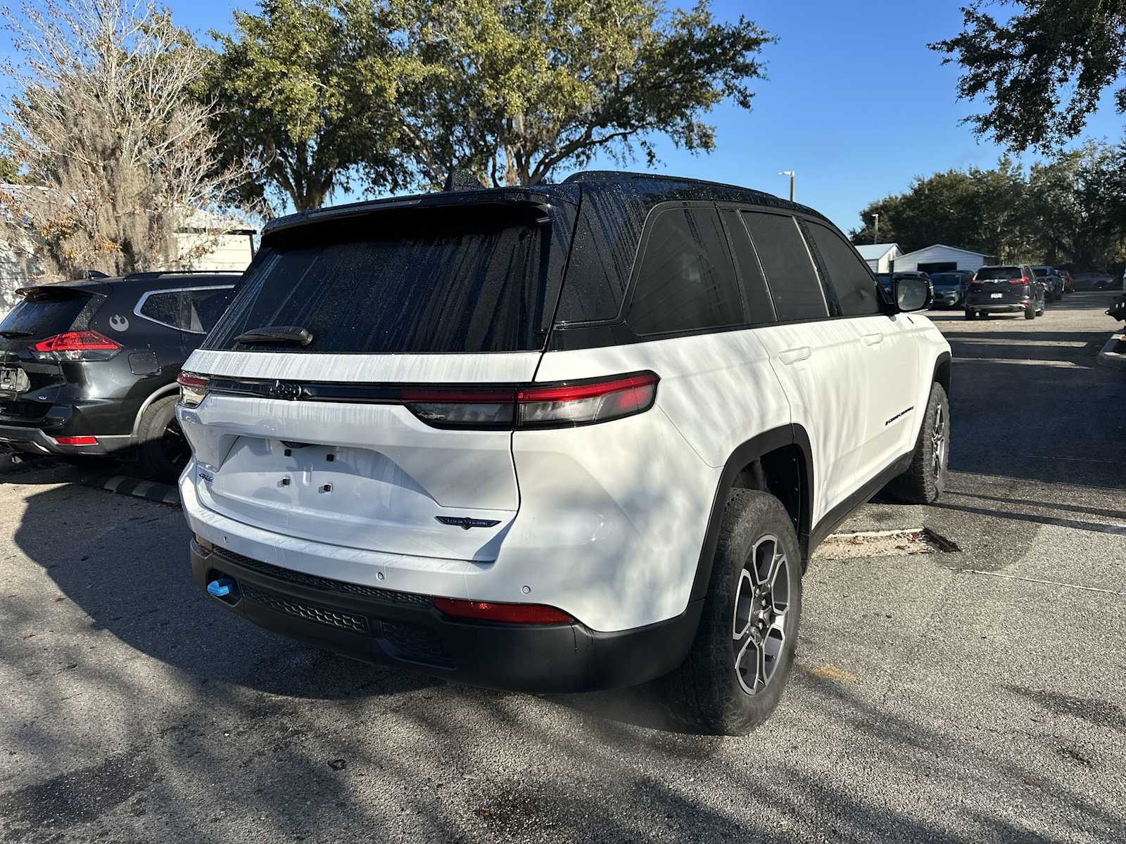 Thumbnail: 2022 Jeep Grand Cherokee - 6