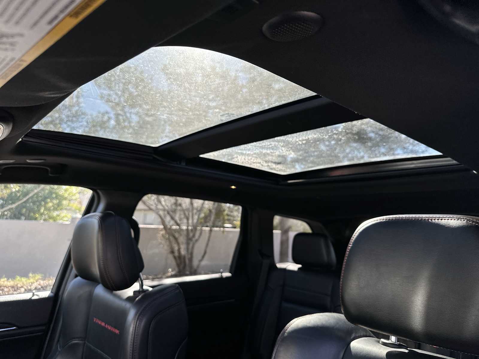 Thumbnail: 2020 Jeep Grand Cherokee - 17