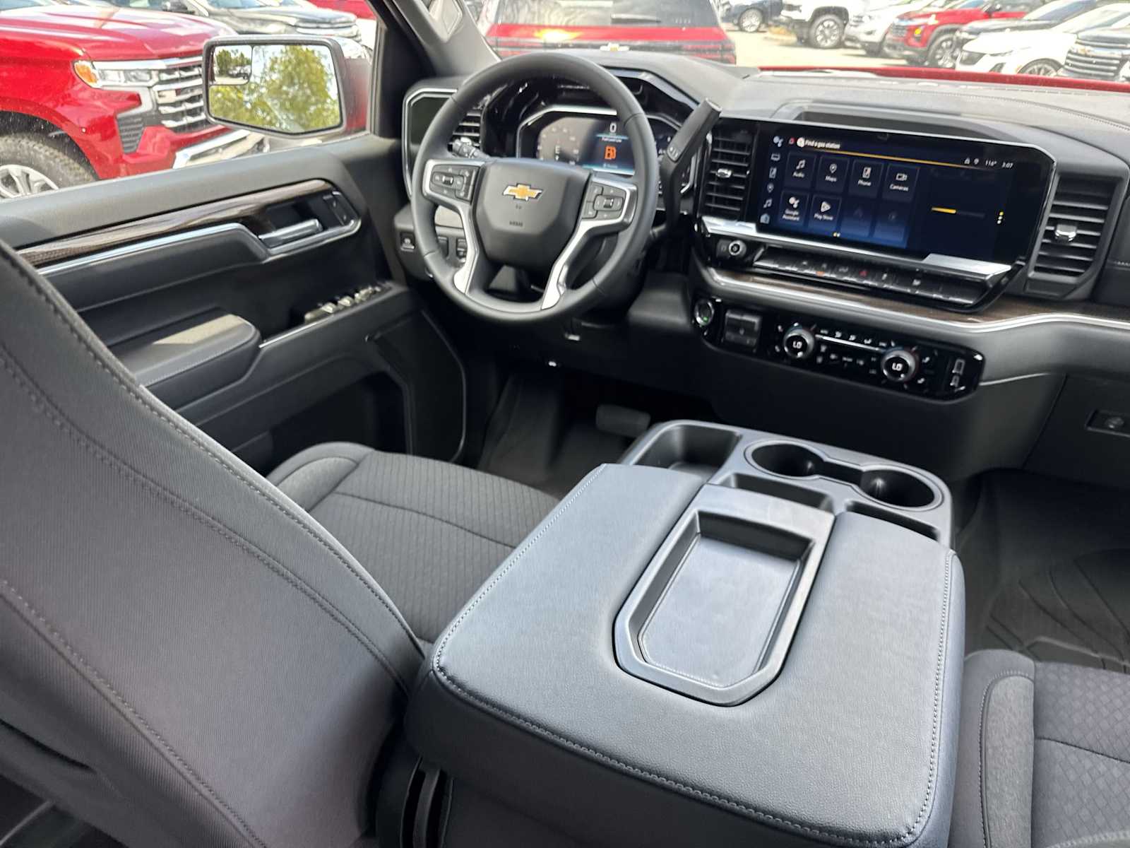 Thumbnail: 2025 Chevrolet Silverado 1500 - 15