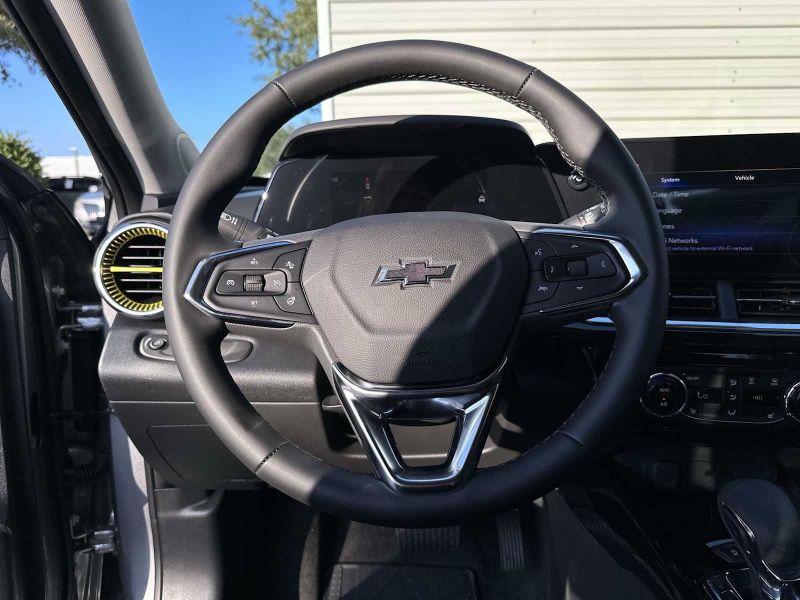 Thumbnail: 2026 Chevrolet Trax - 20