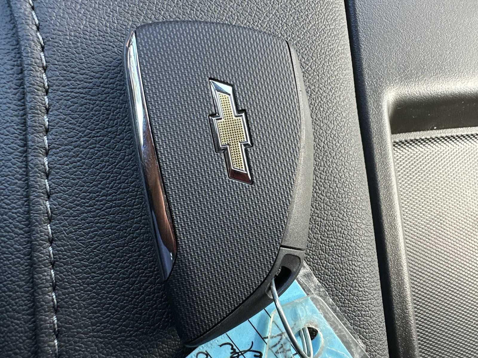 Thumbnail: 2026 Chevrolet Silverado 1500 - 26