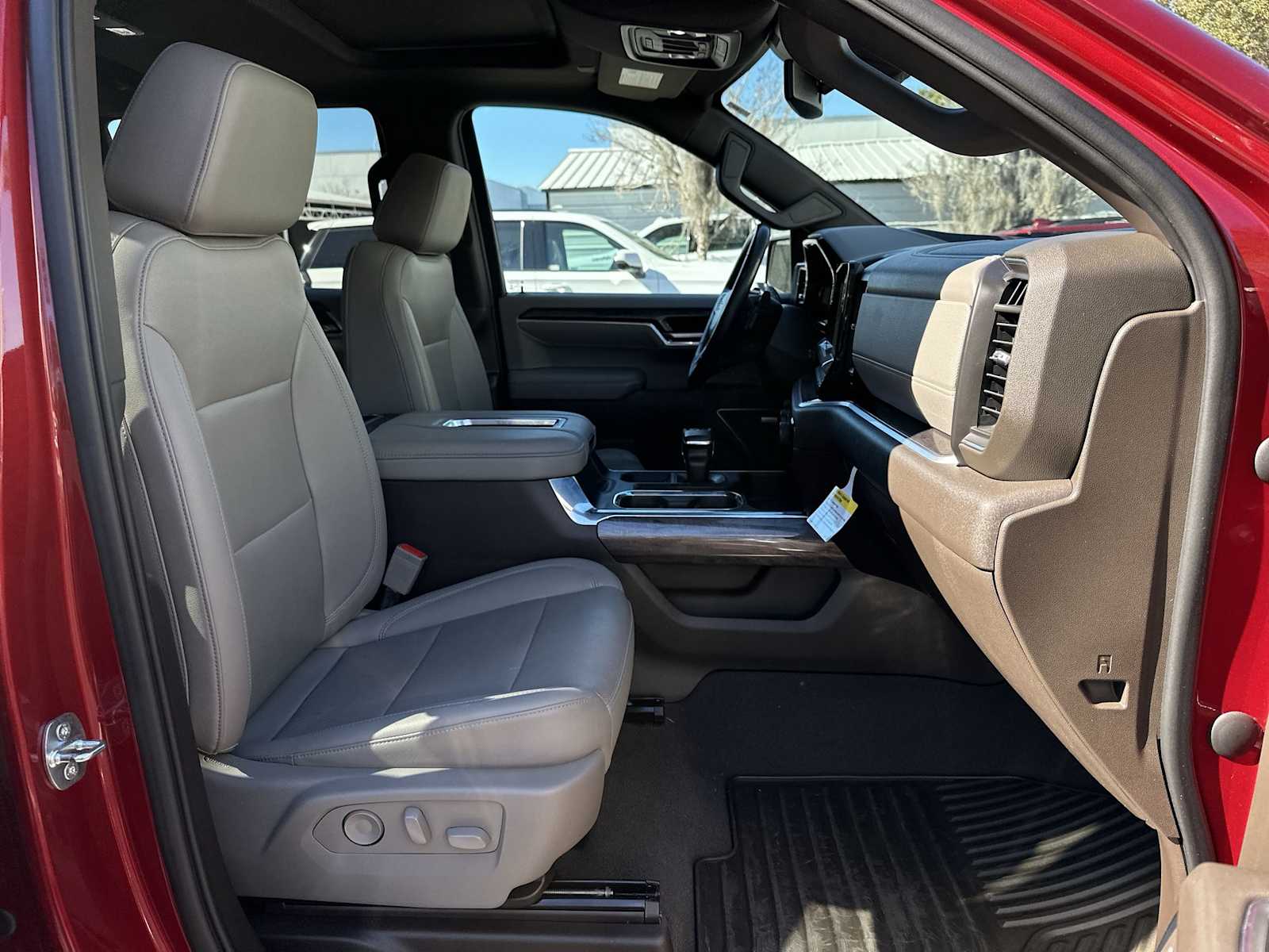 Thumbnail: 2022 Chevrolet Silverado 1500 - 20