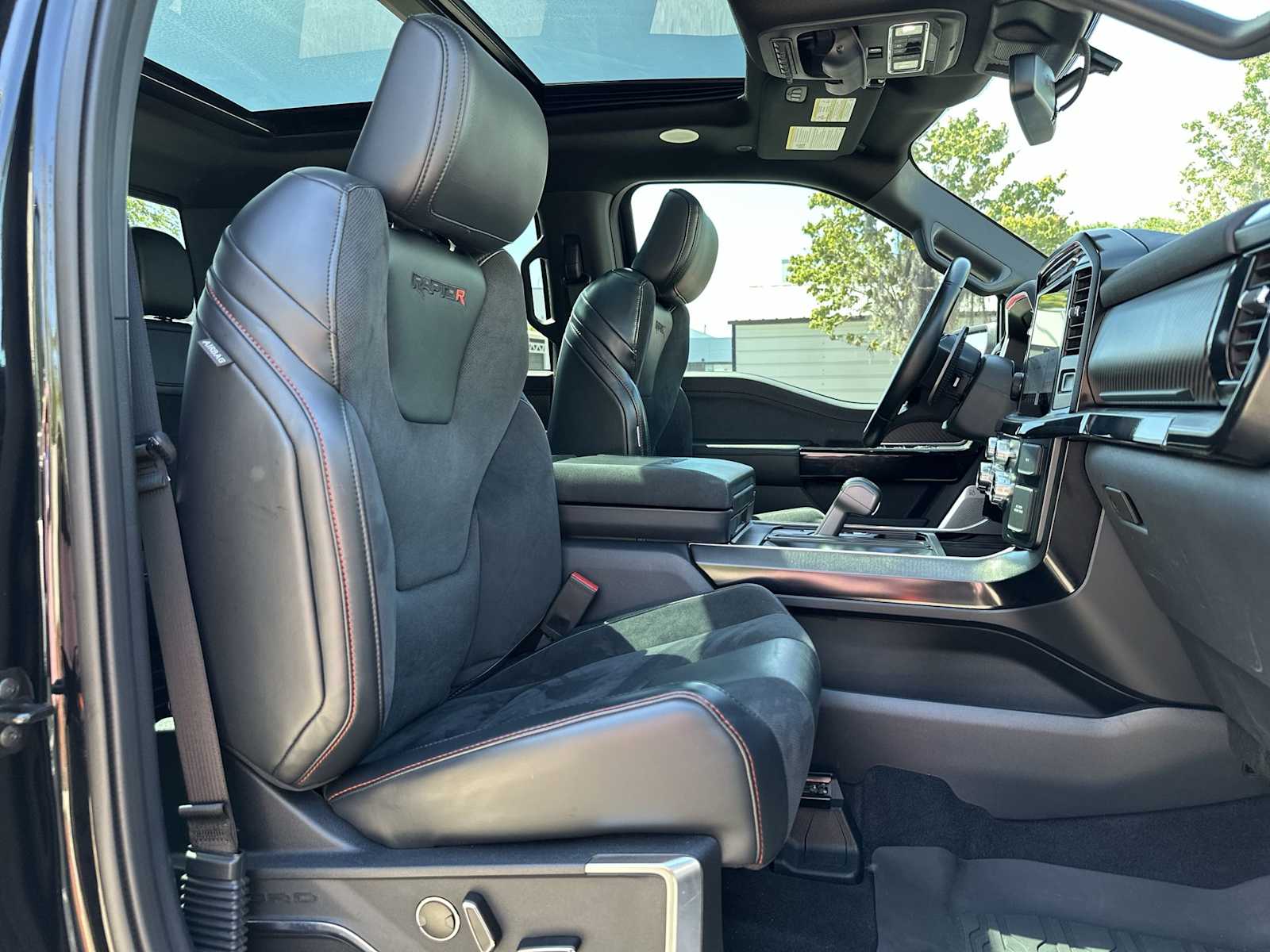 Thumbnail: 2023 Ford F-150 - 19