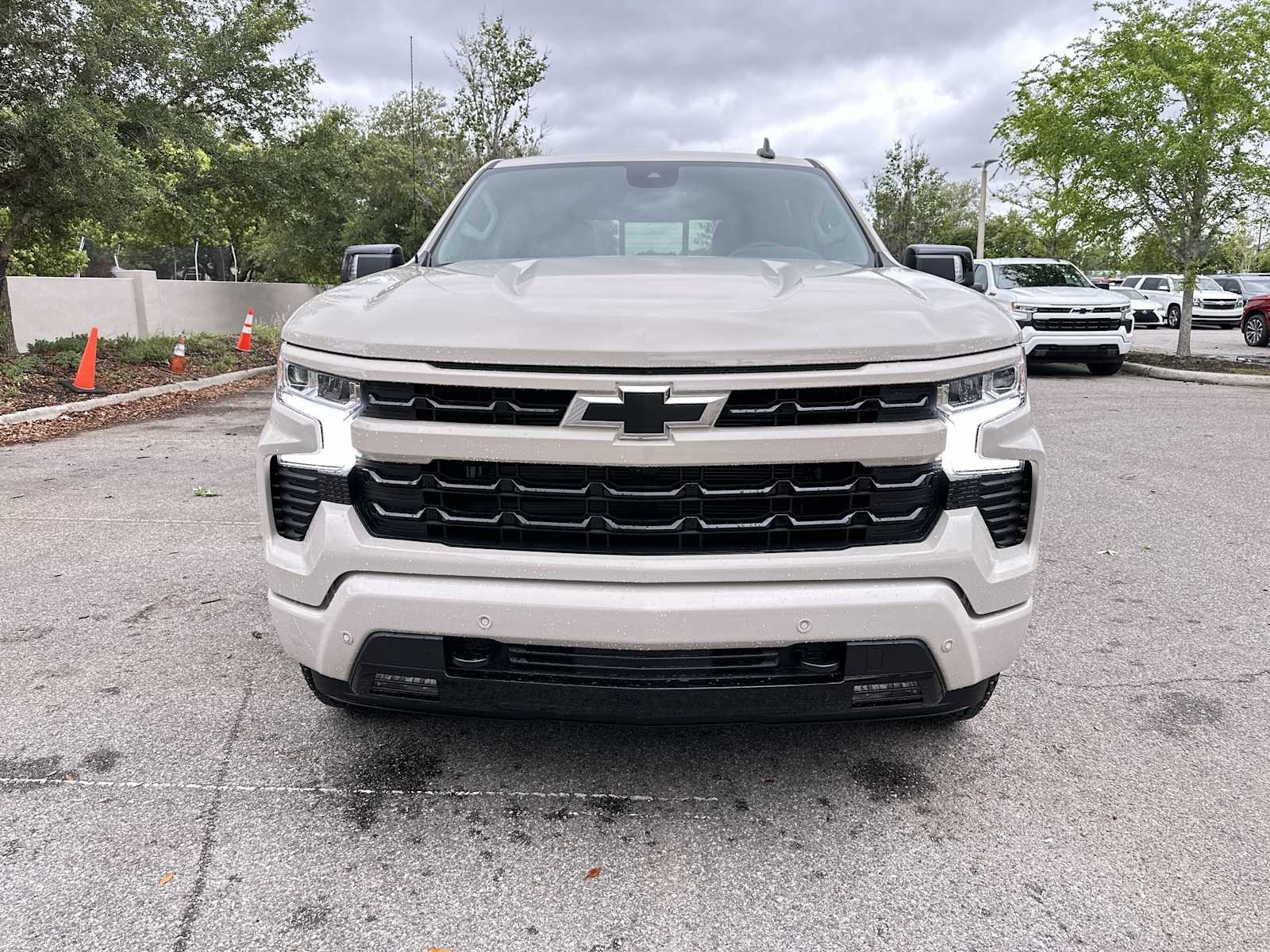 Thumbnail: 2026 Chevrolet Silverado 1500 - 9