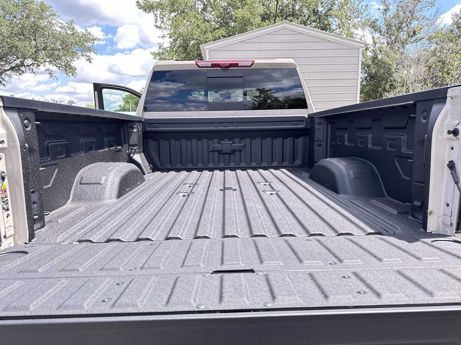 Thumbnail: 2026 Chevrolet Silverado 2500 - 25
