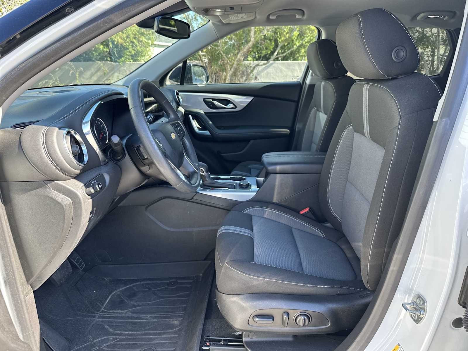 Thumbnail: 2023 Chevrolet Blazer - 15