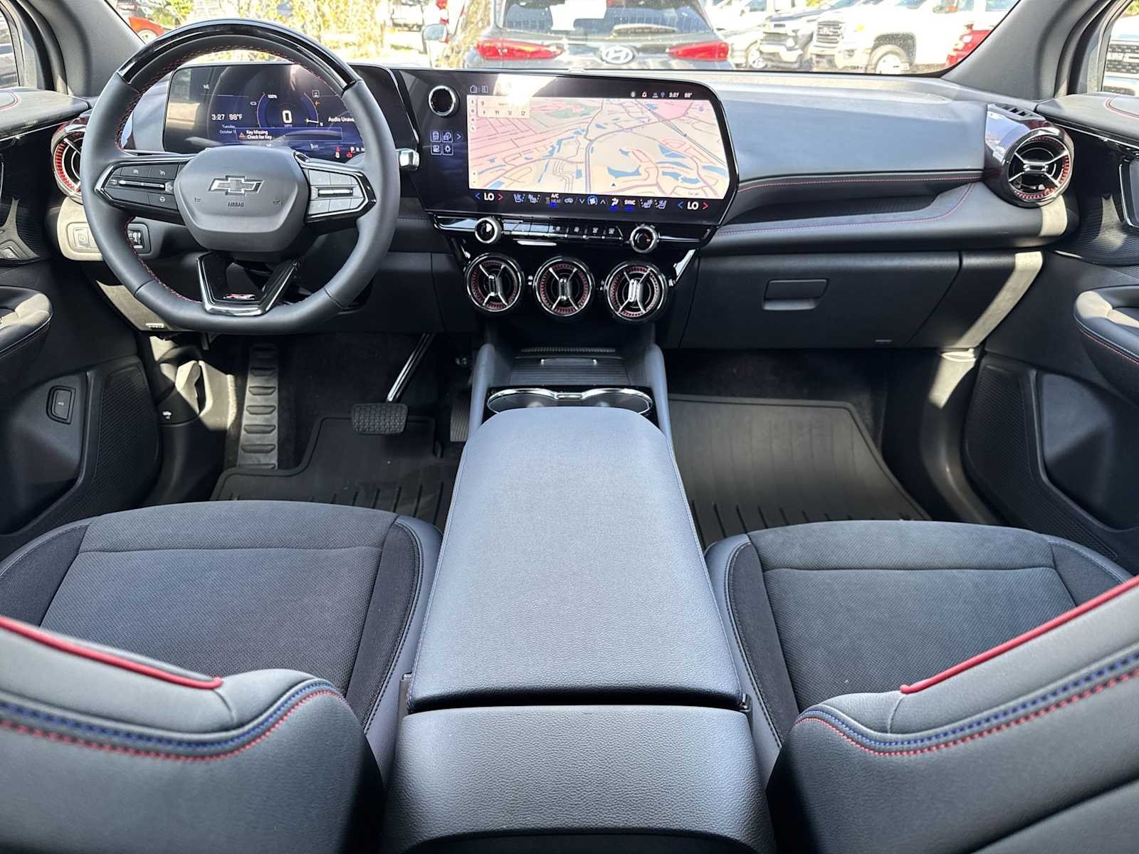 Thumbnail: 2025 Chevrolet Blazer EV - 19