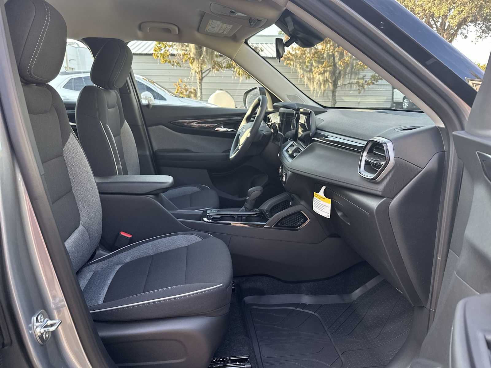 Thumbnail: 2026 Chevrolet TrailBlazer - 19