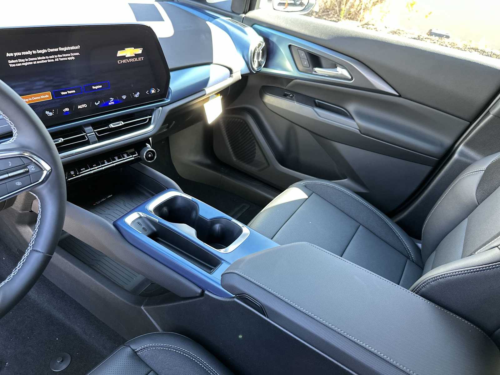 Thumbnail: 2026 Chevrolet Equinox - 21