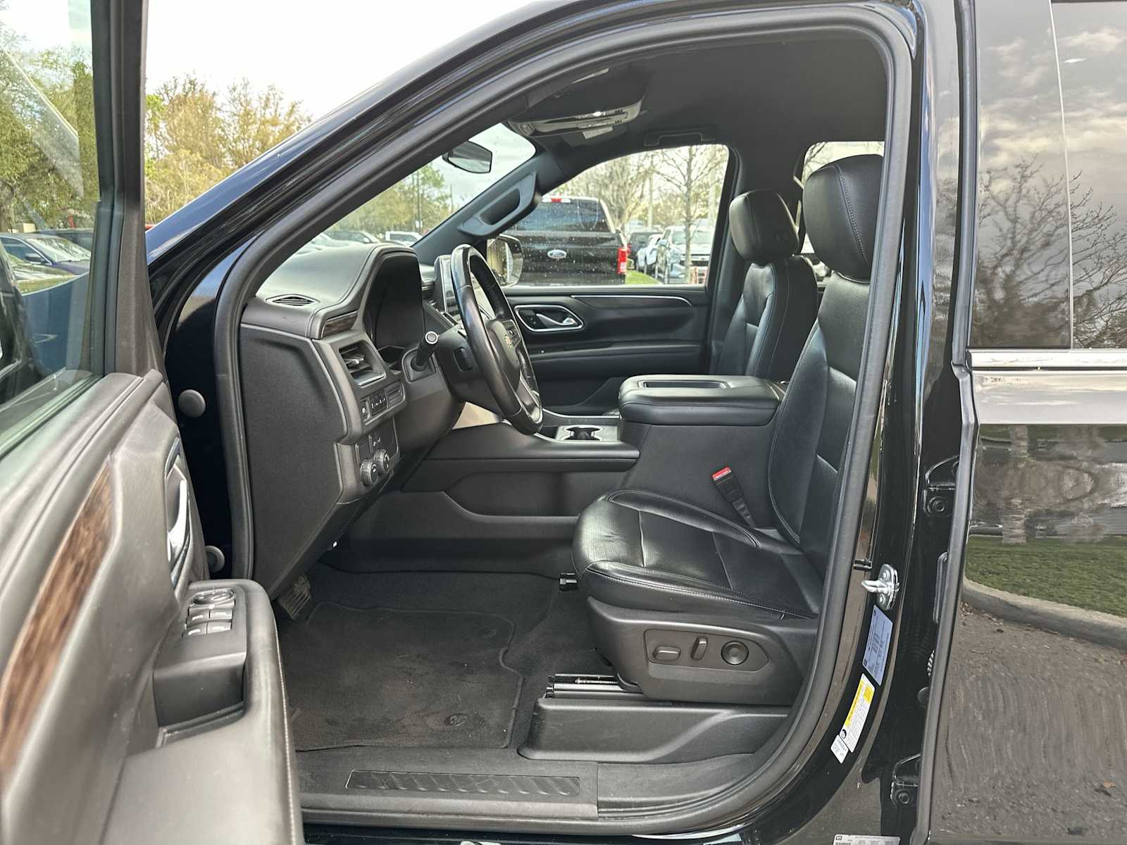 Thumbnail: 2021 Chevrolet Suburban - 2