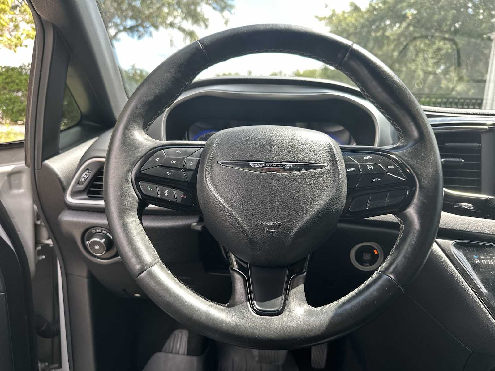 Thumbnail: 2020 Chrysler Pacifica - 20
