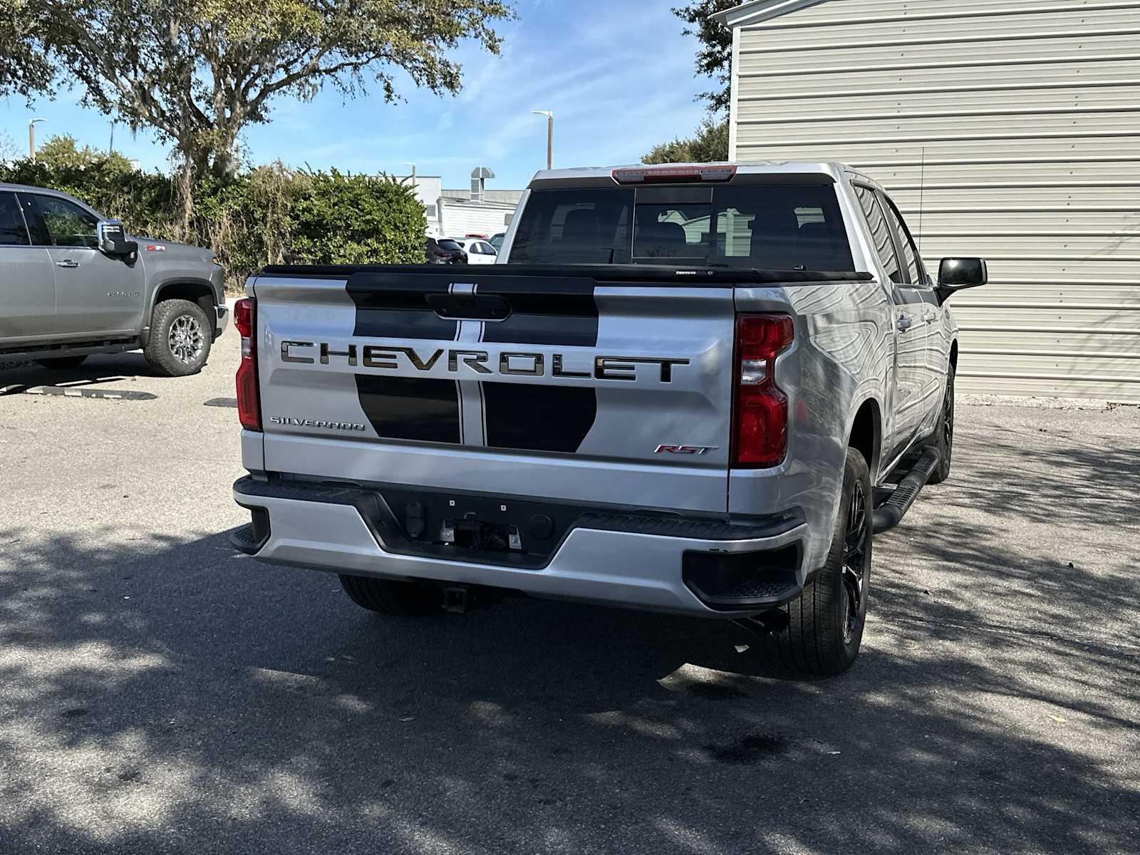 Thumbnail: 2021 Chevrolet Silverado 1500 - 6