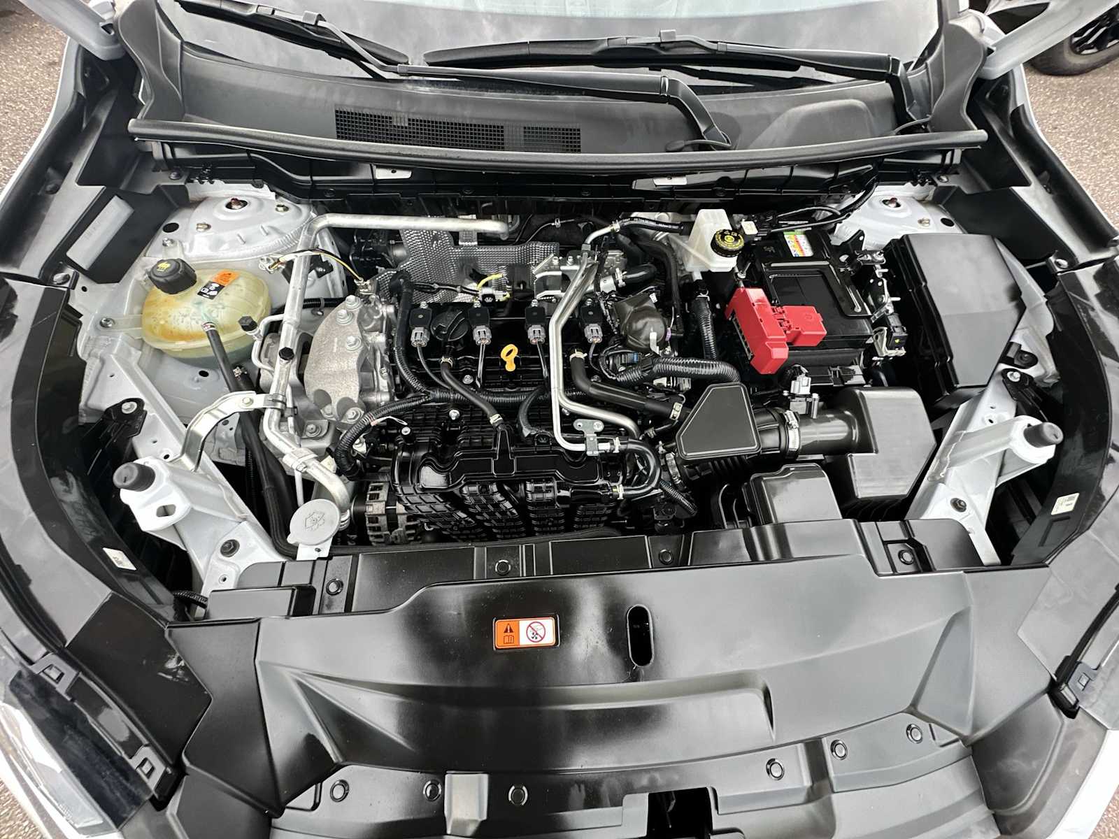 Thumbnail: 2024 Mitsubishi Outlander - 13