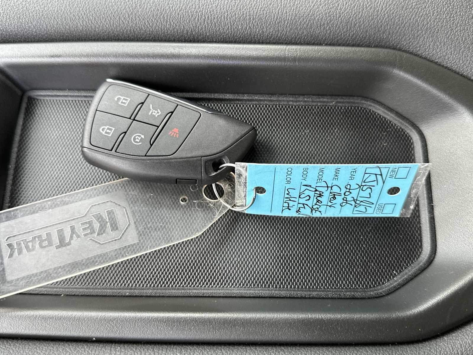 Thumbnail: 2025 Chevrolet Silverado 2500 - 26