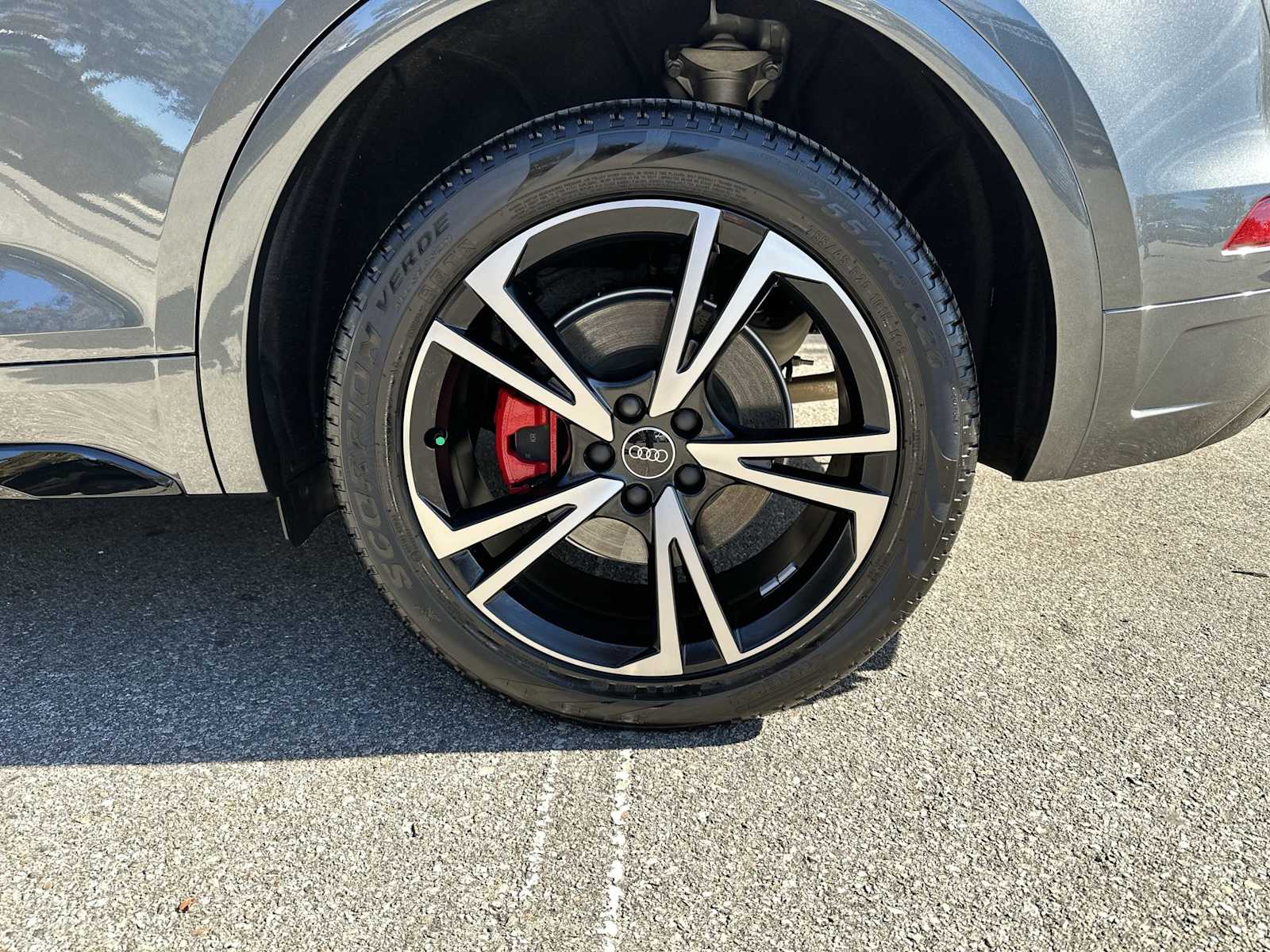 Thumbnail: 2025 Audi Q5 - 12