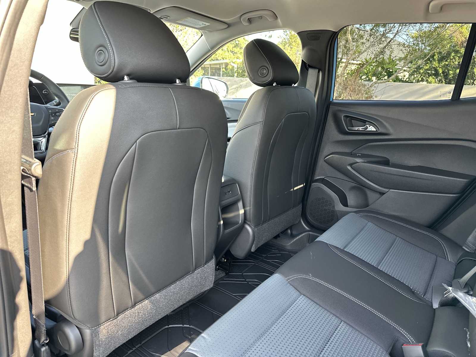 Thumbnail: 2026 Chevrolet Trax - 16