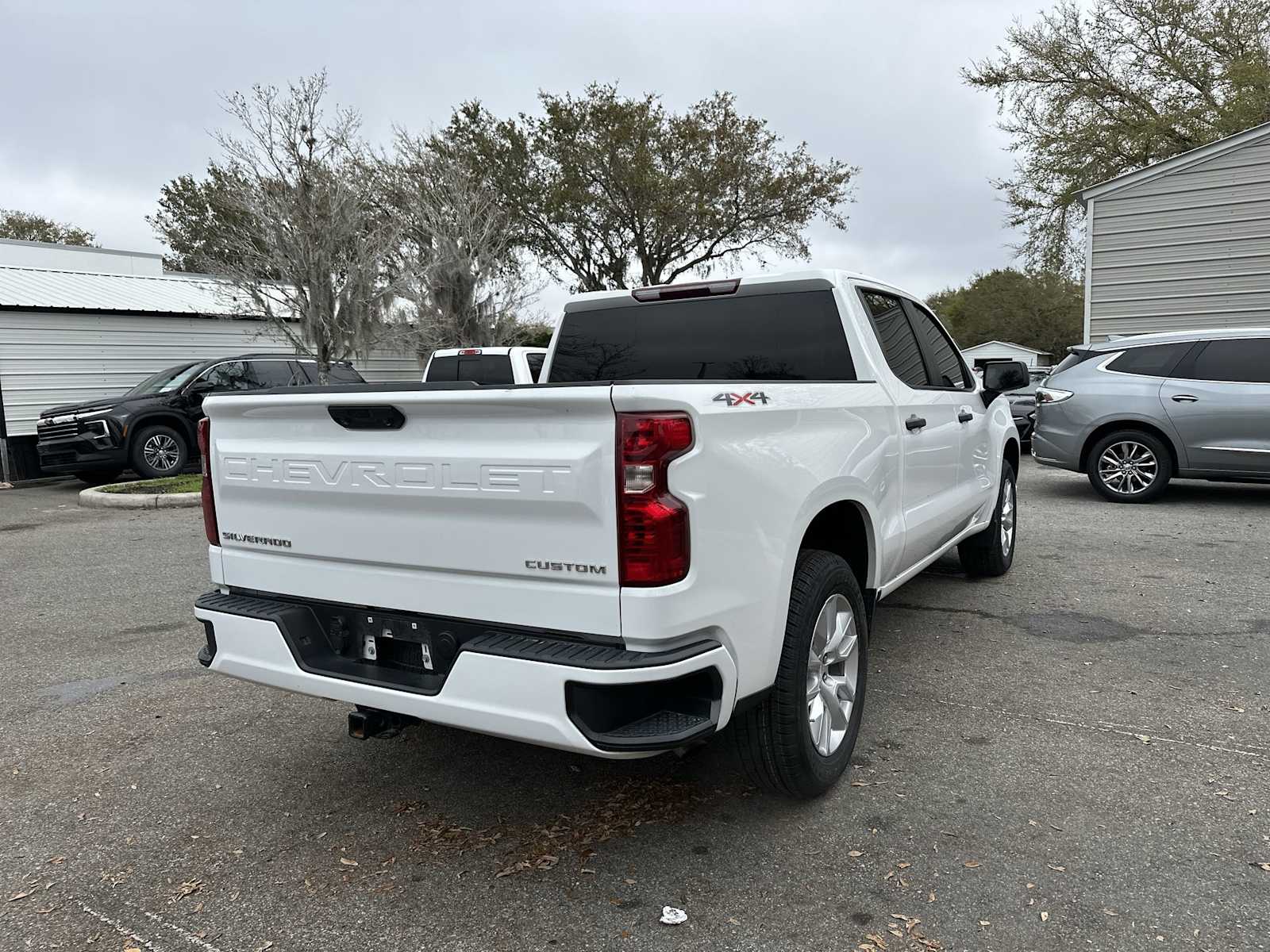 Thumbnail: 2022 Chevrolet Silverado 1500 - 6