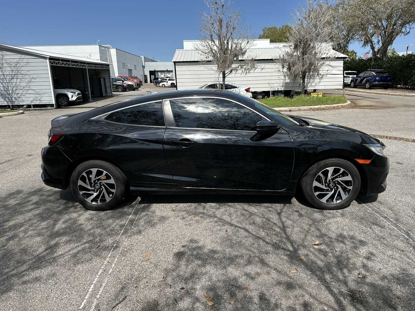 Thumbnail: 2017 Honda Civic - 7